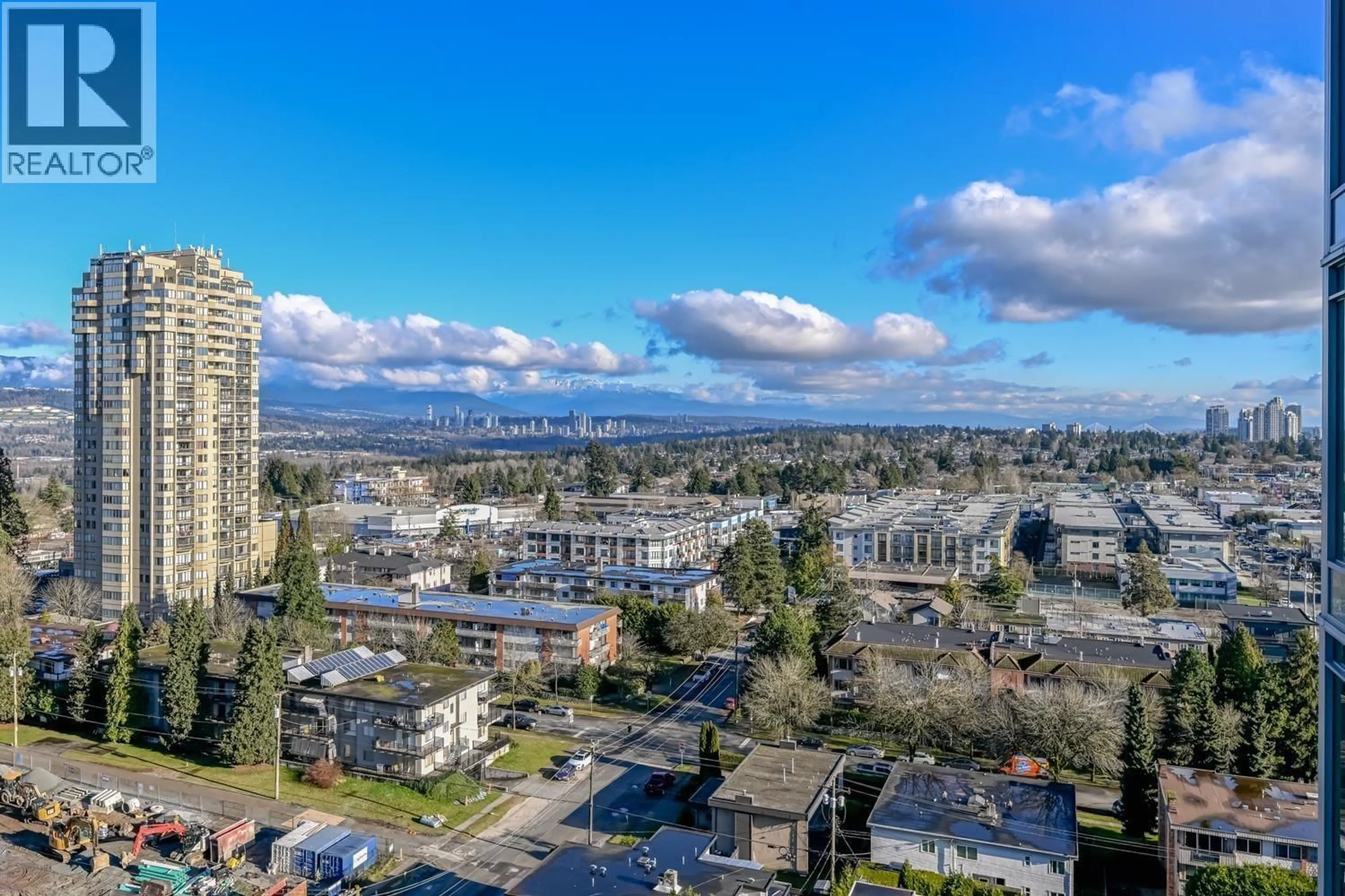 A pic from outside/outdoor area/front of a property/back of a property/a pic from drone, city buildings view from balcony for 1605 - 6700 DUNBLANE AVENUE, Burnaby British Columbia V5H3K6