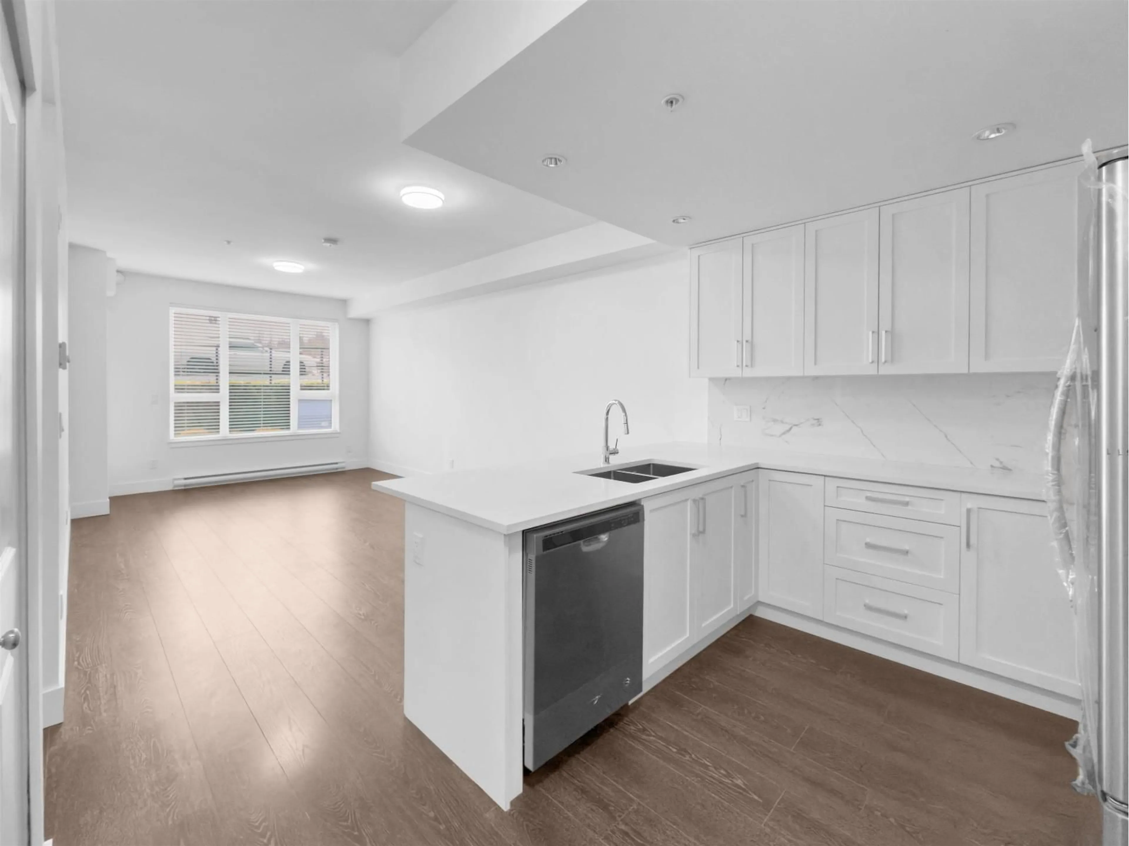 Standard kitchen, floor is not visible for 208 - 9983 BARNSTON DRIVE EAST, Surrey British Columbia V4N6T3
