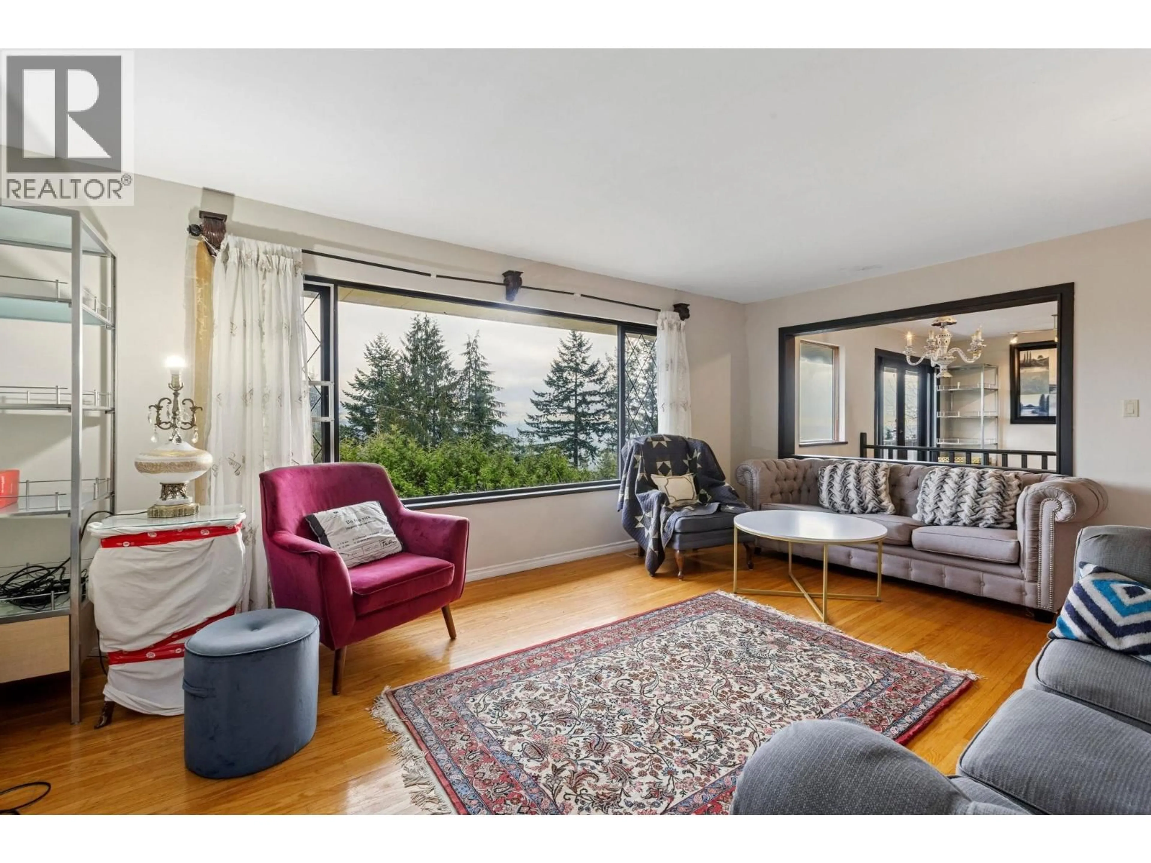 Living room with furniture, unknown for 556 BALLANTREE ROAD, West Vancouver British Columbia V7S1W3