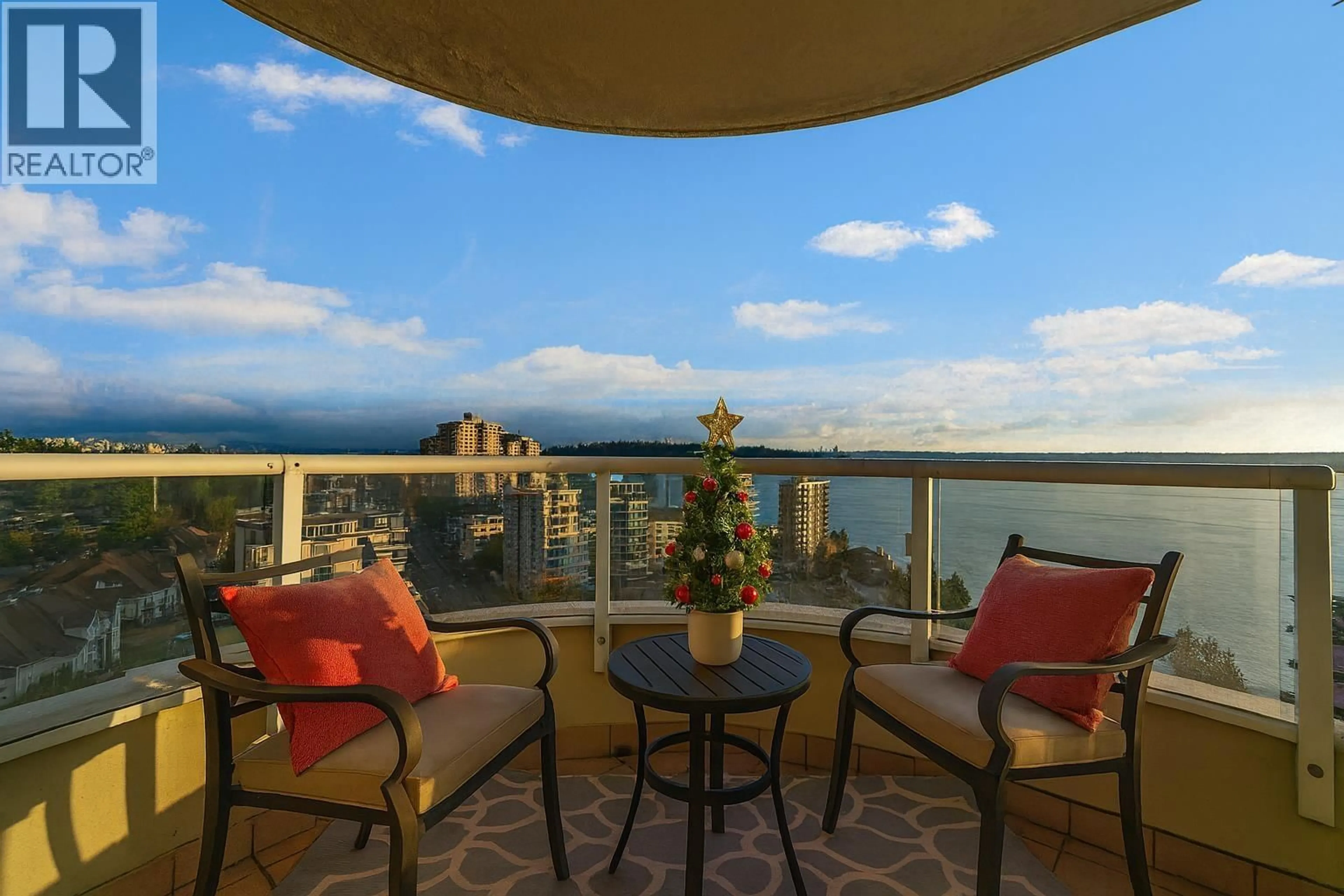 Patio, water/lake/river/ocean view for 1601 - 2203 BELLEVUE AVENUE, West Vancouver British Columbia V7V4V7