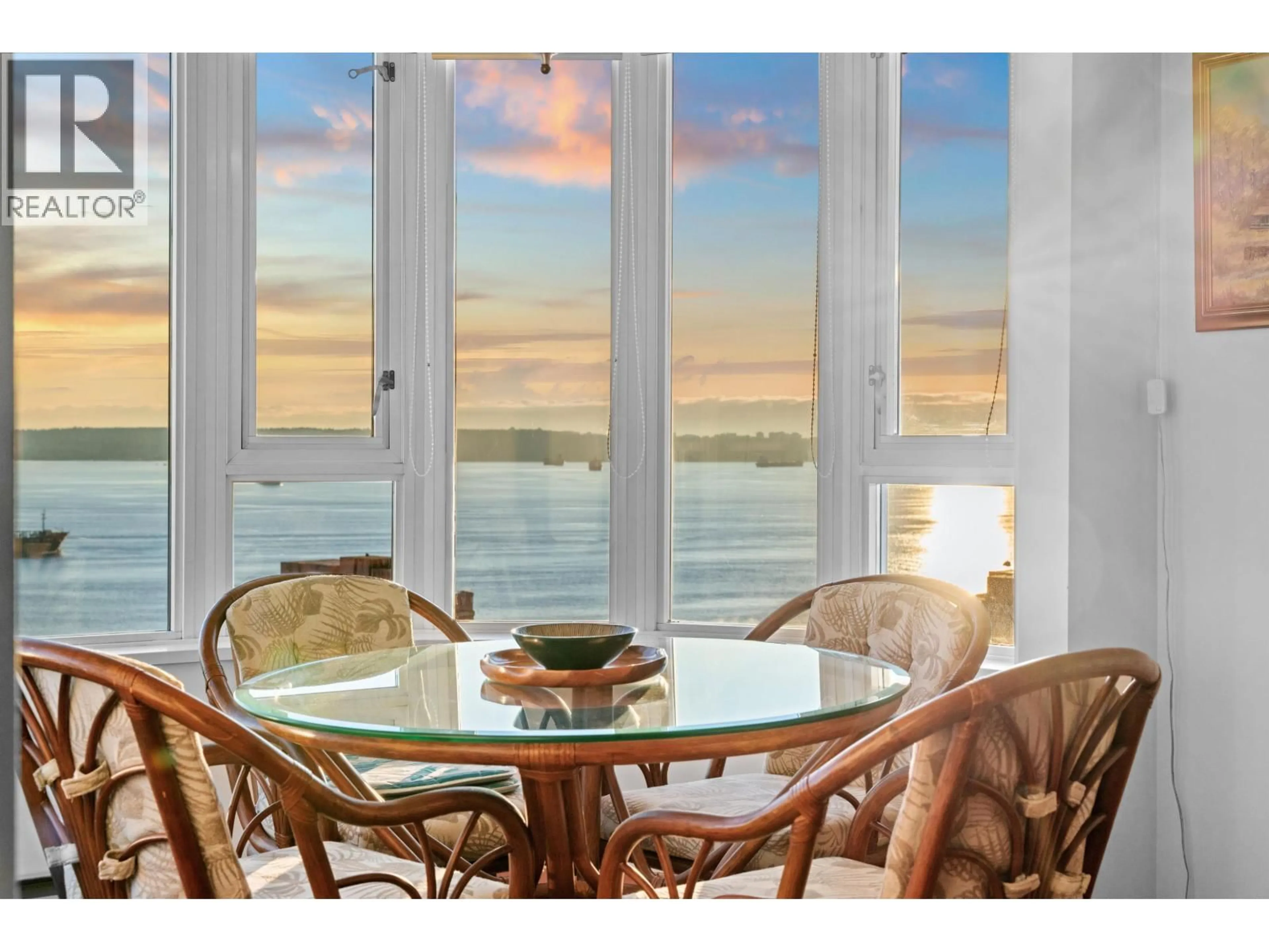 Dining room, unknown for 1601 - 2203 BELLEVUE AVENUE, West Vancouver British Columbia V7V4V7