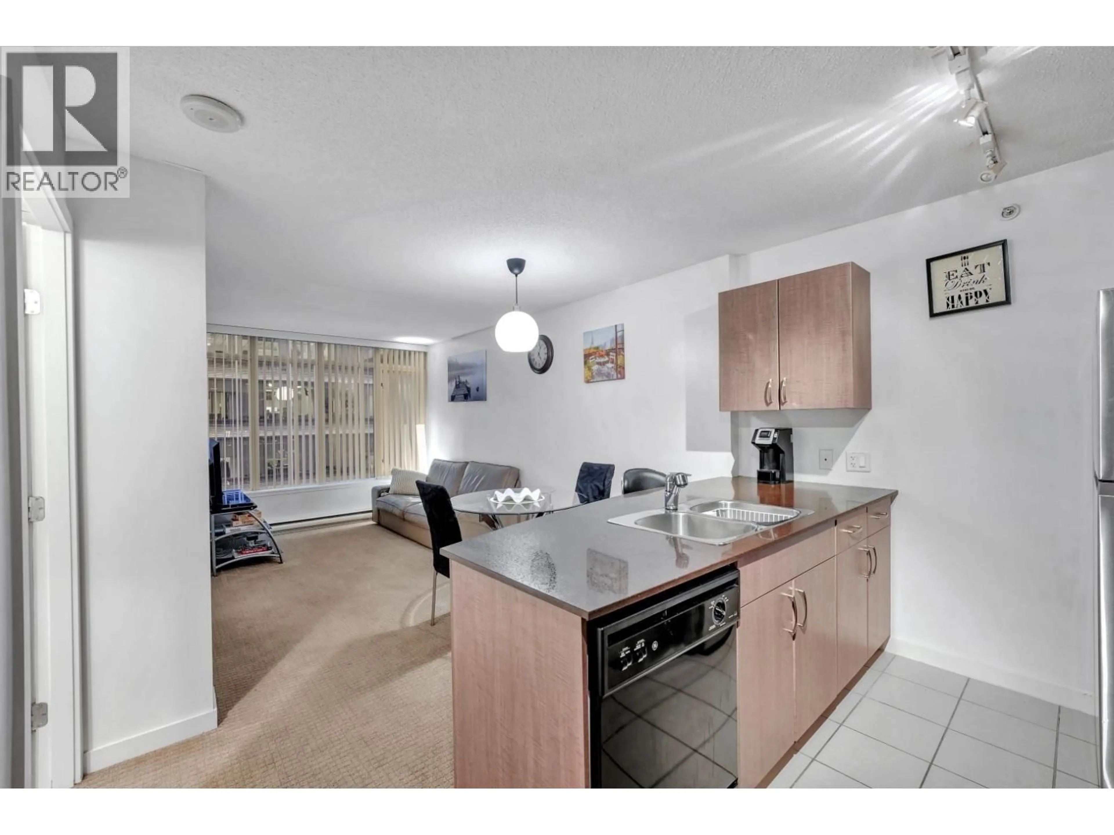 Standard kitchen, unknown for 1506 - 610 GRANVILLE STREET, Vancouver British Columbia V6C3T3