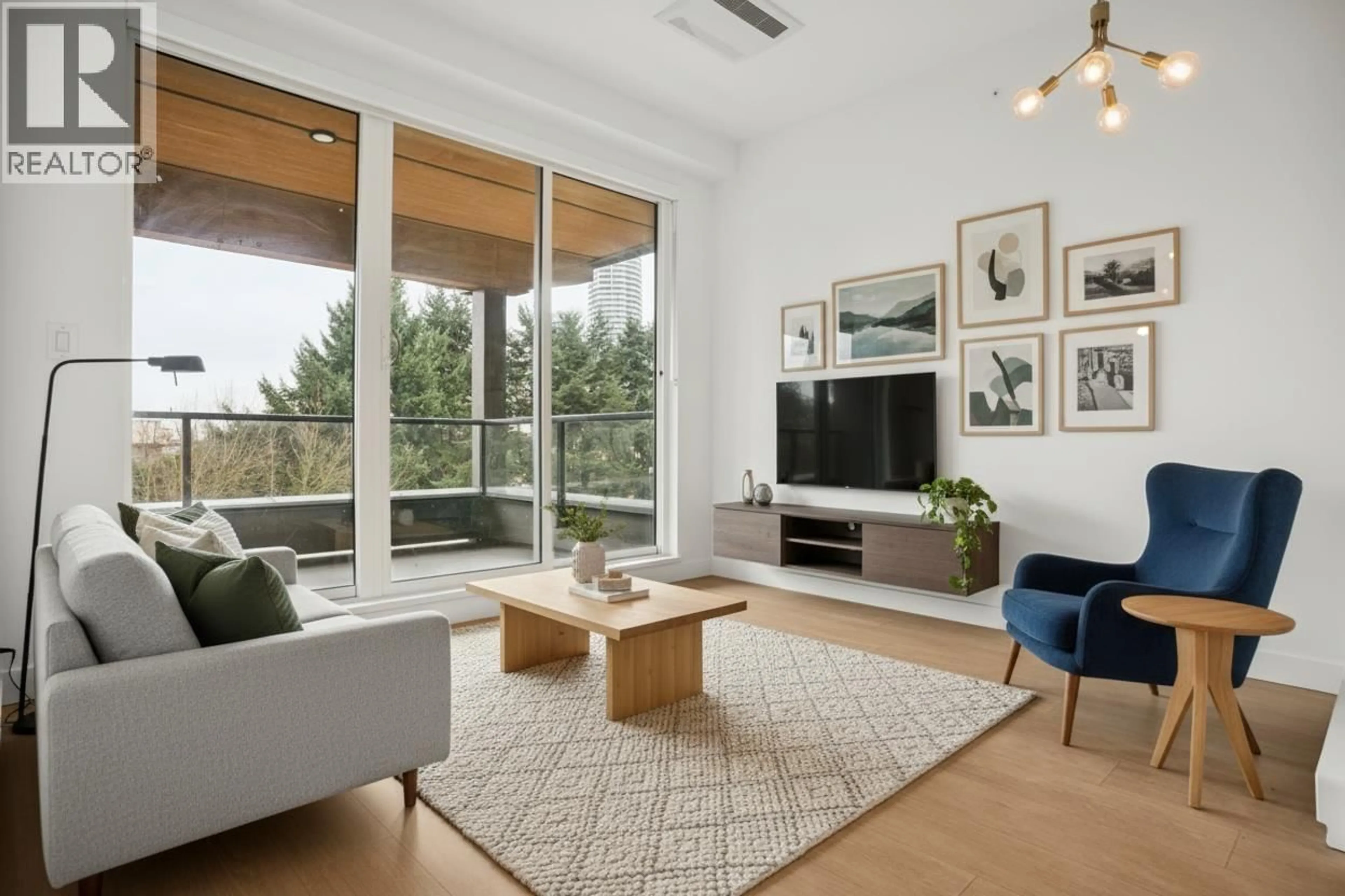 Living room with furniture, unknown for 514 - 7588 16TH STREET, Burnaby British Columbia V3N0H8