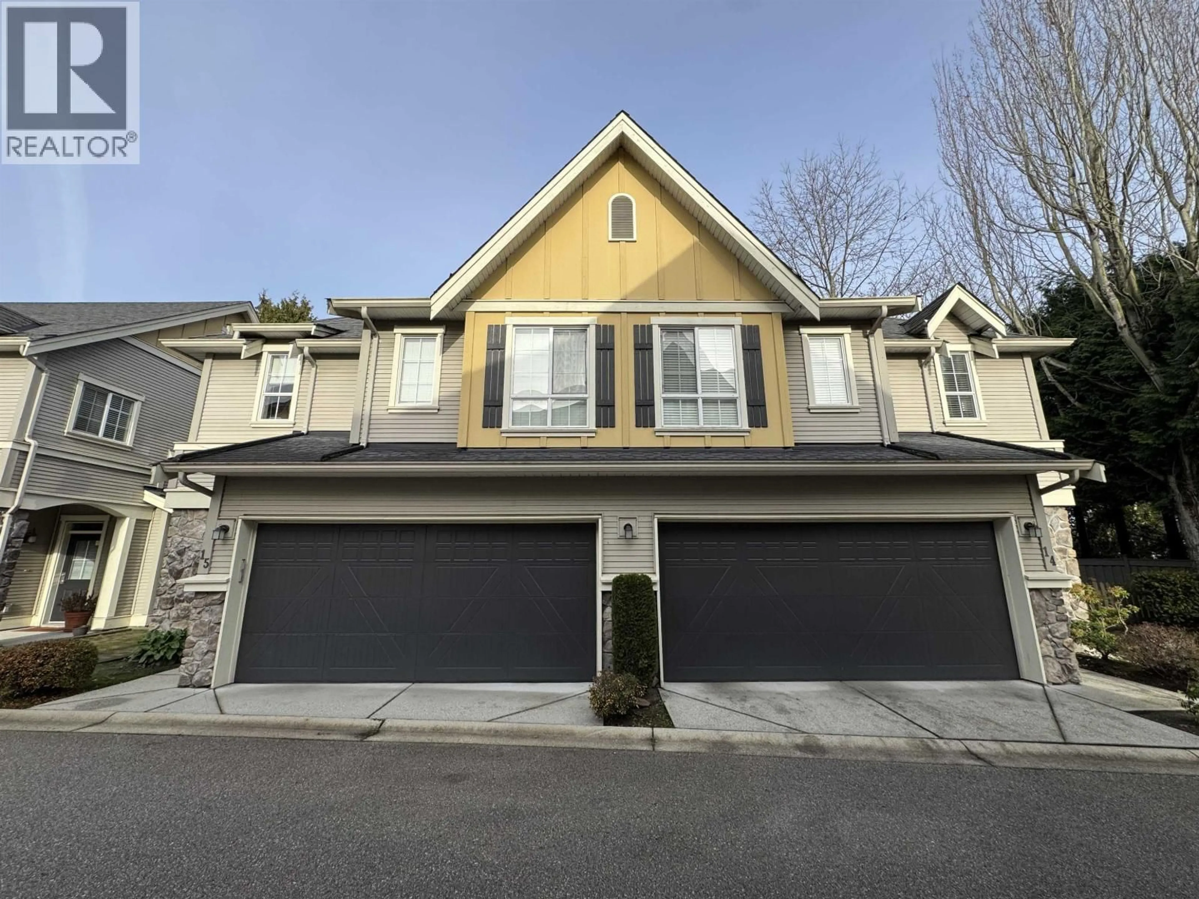 Home with vinyl exterior material, street for 15 - 7171 STEVESTON HIGHWAY, Richmond British Columbia V7A5K4