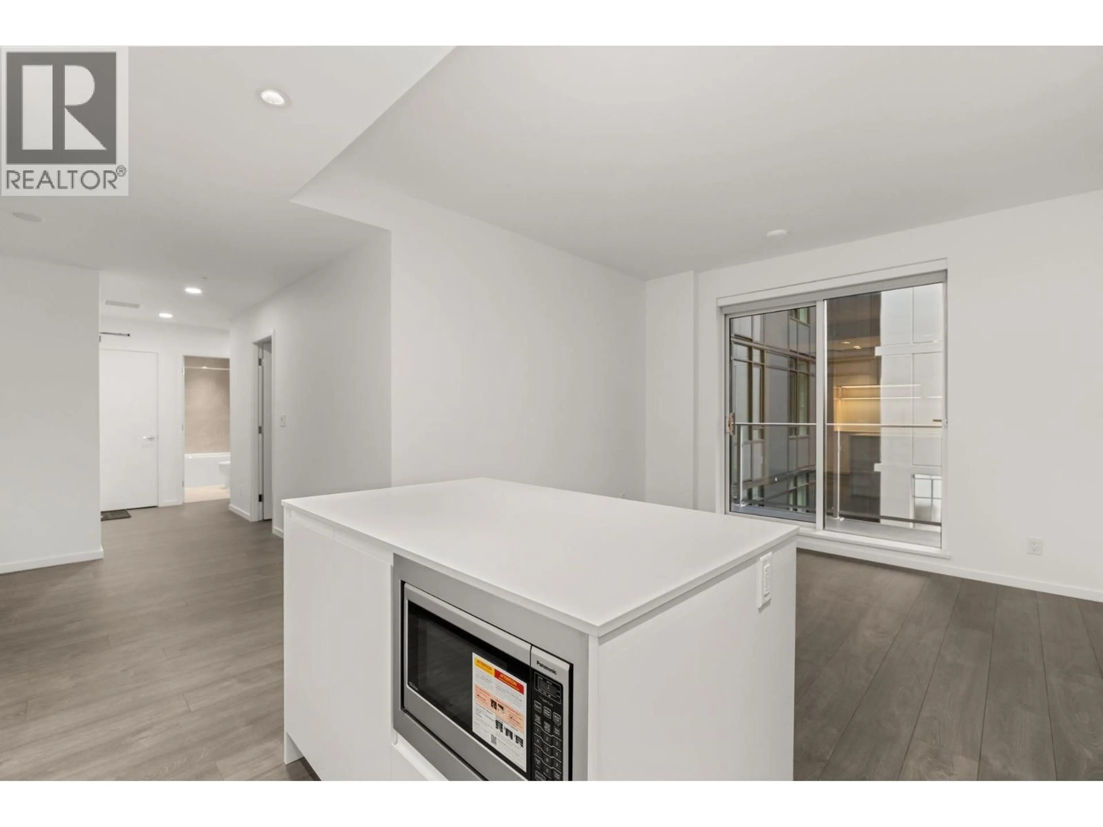 Unknown for 529 - 6300 MINORU BOULEVARD, Richmond British Columbia V6Y0N1