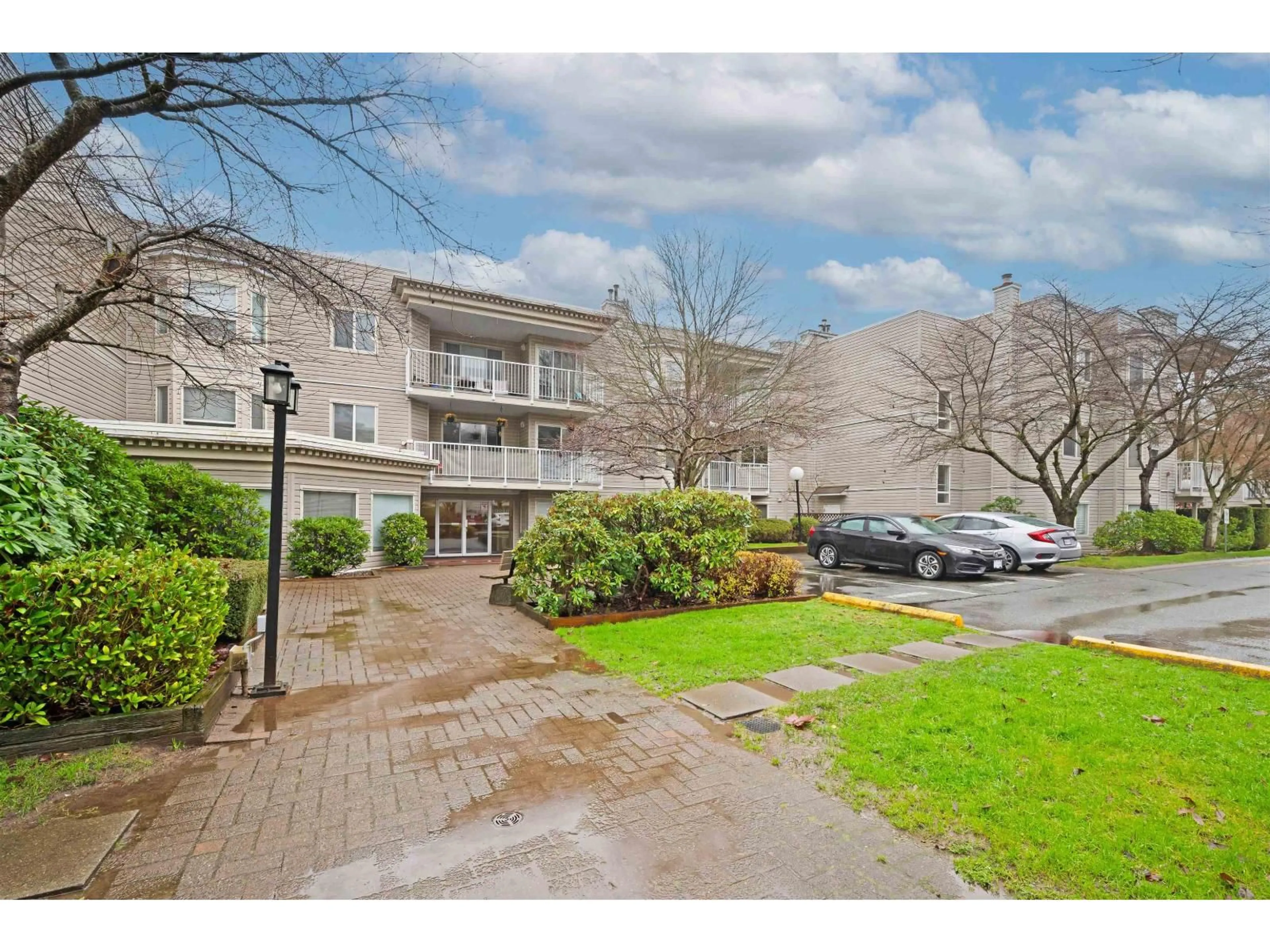 Unknown for 103 - 9948 151 STREET, Surrey British Columbia V3R0V6