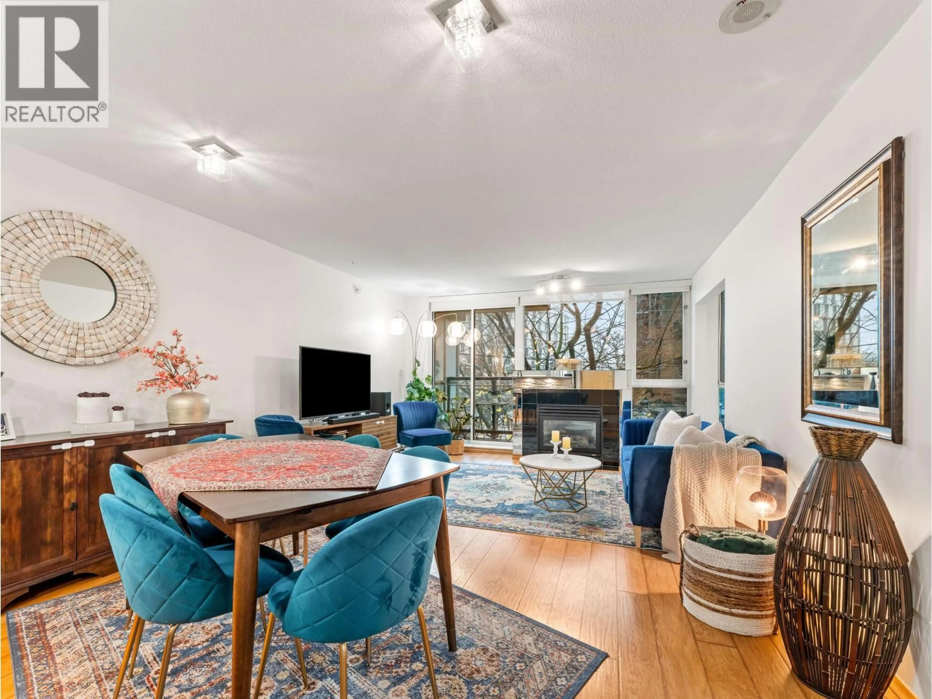 Living room with furniture, unknown for 306 - 1328 PENDER STREET, Vancouver British Columbia V6E4T1