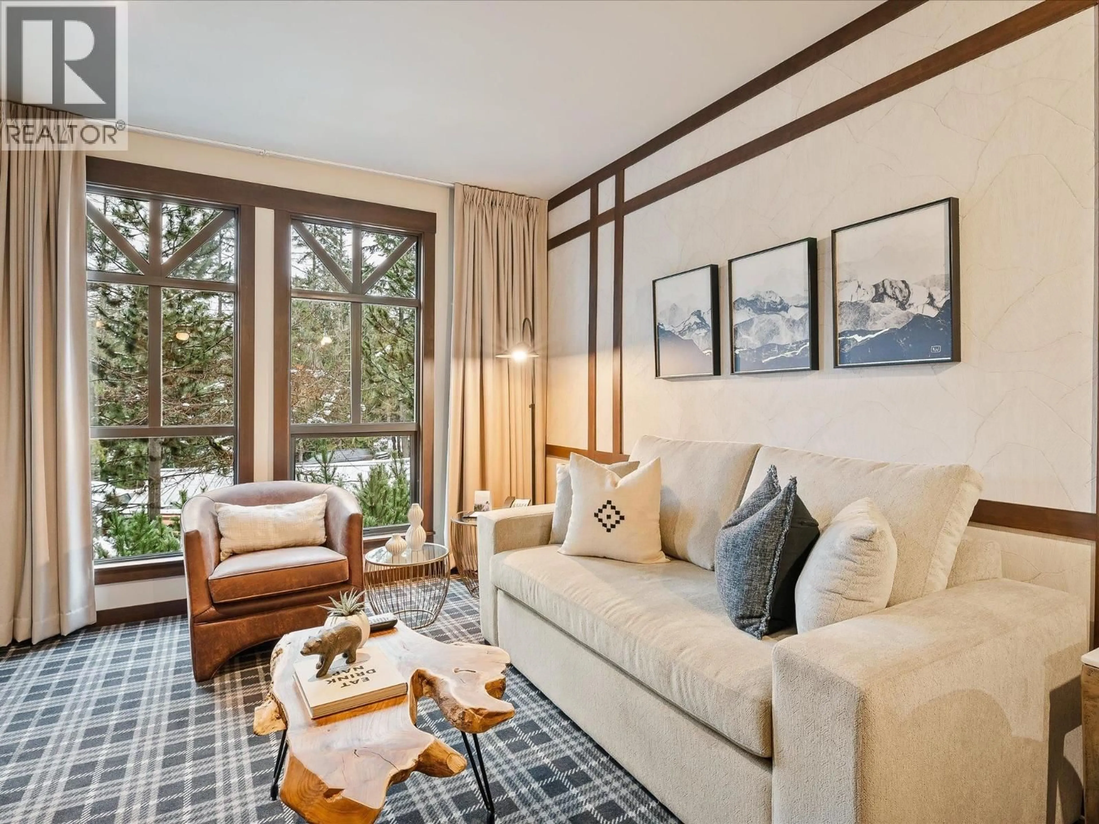 Living room with furniture, unknown for 315 - 4320 SUNDIAL CRESCENT, Whistler British Columbia V8E1G6