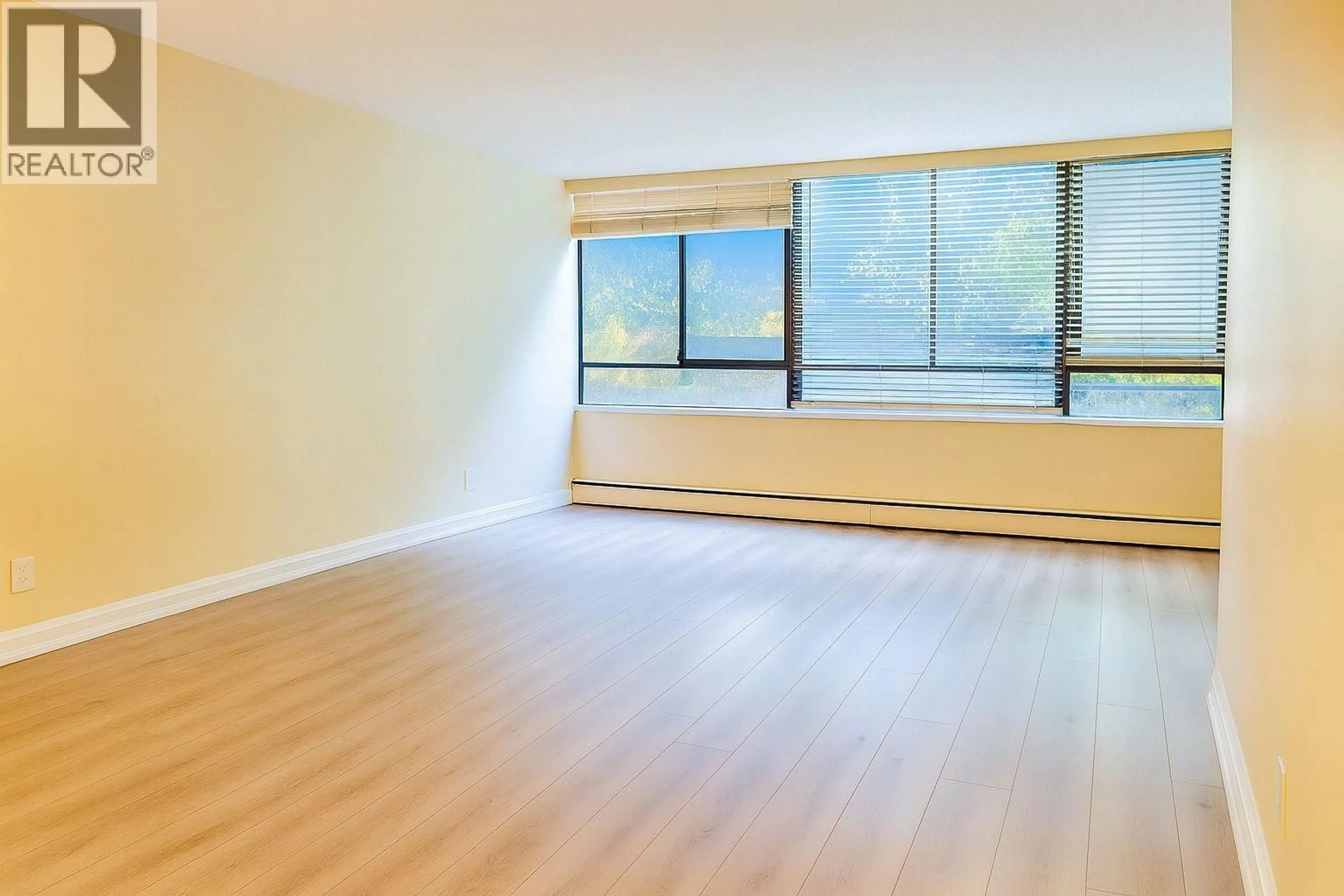 A pic of a room for 103 - 460 WESTVIEW STREET, Coquitlam British Columbia V3K6C9