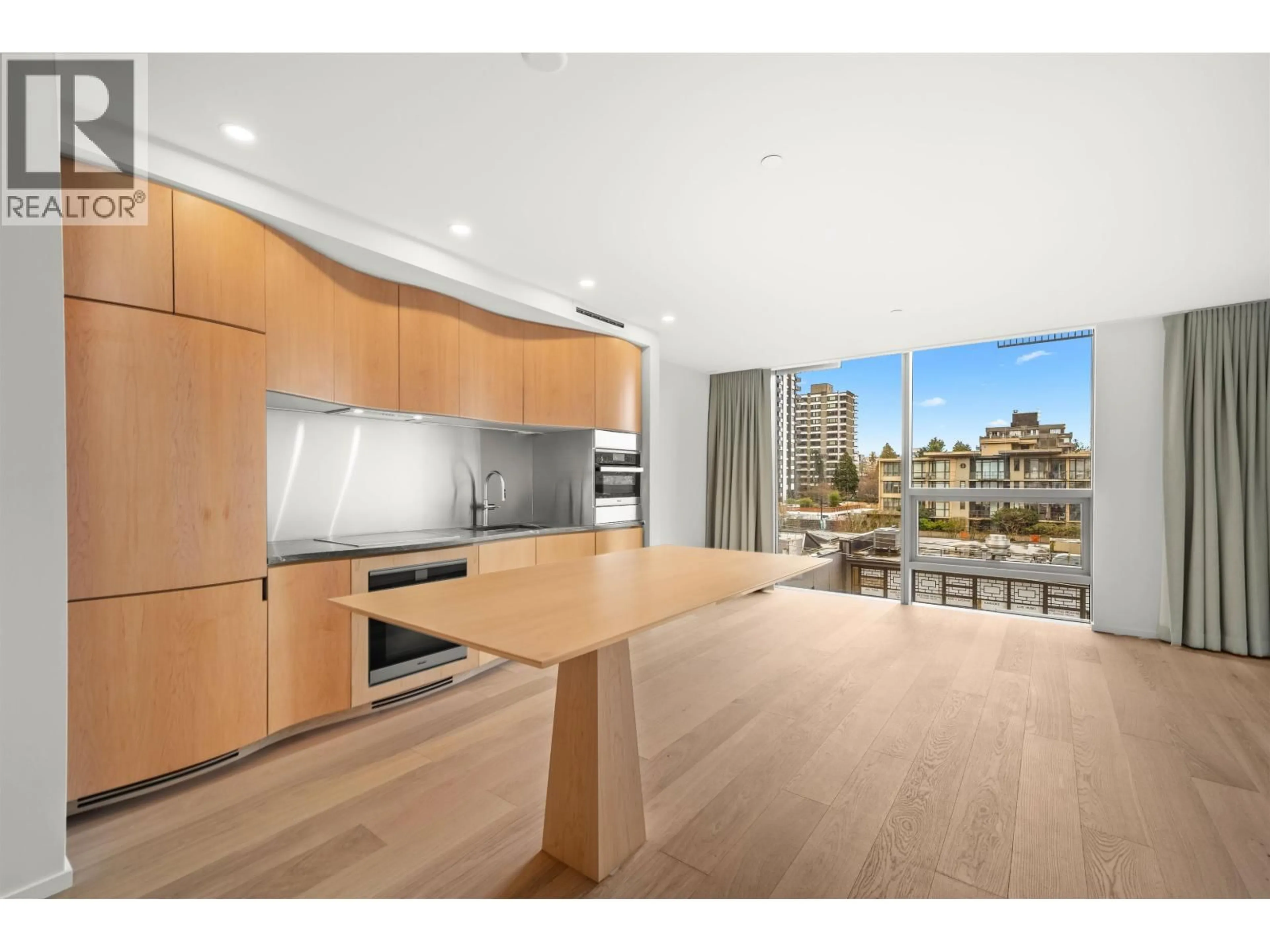 Unknown for 601 - 1568 ALBERNI STREET, Vancouver British Columbia V6G0E3