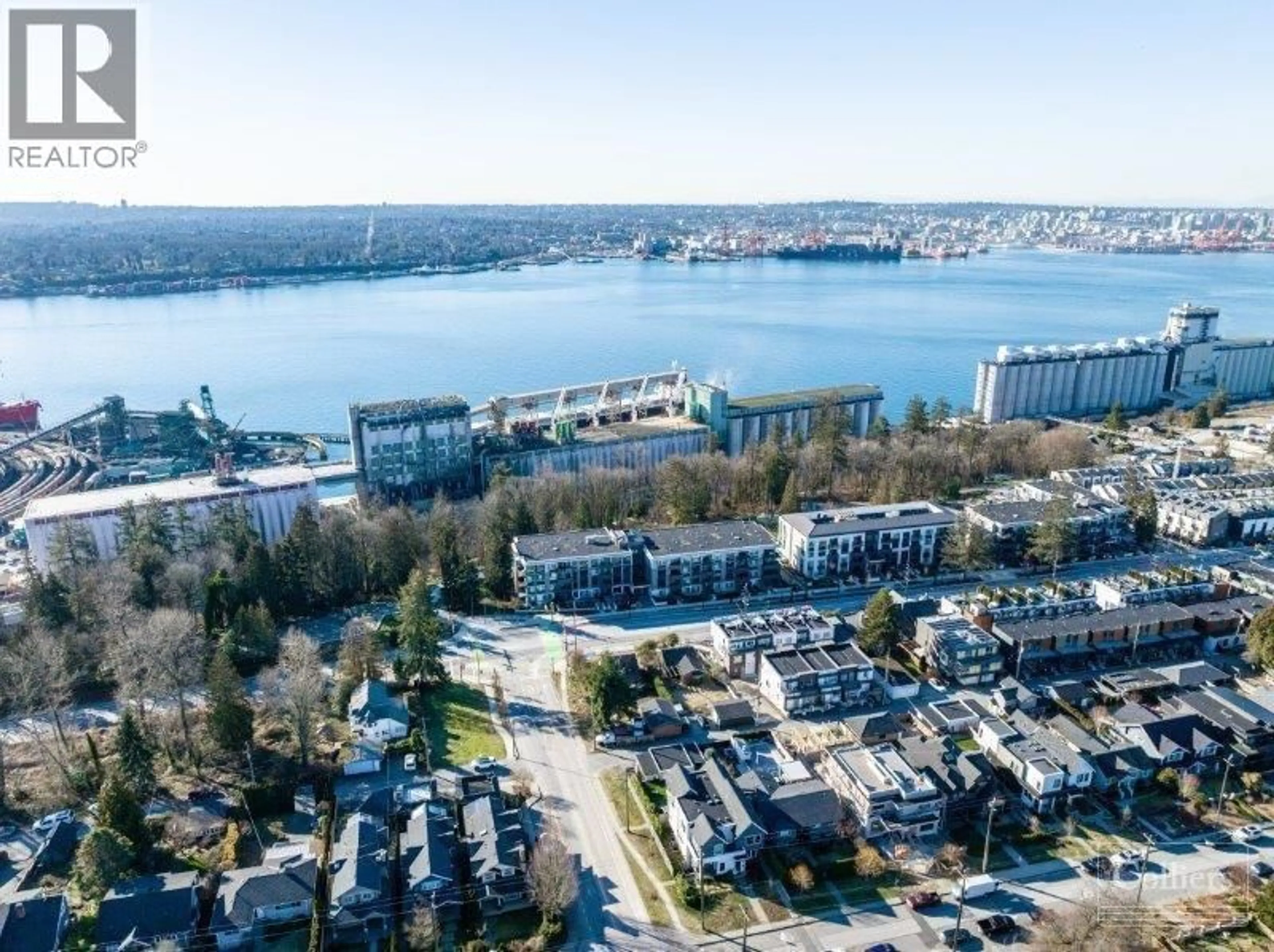 A pic from outside/outdoor area/front of a property/back of a property/a pic from drone, water/lake/river/ocean view for 808 3RD STREET, North Vancouver British Columbia V7L1H1