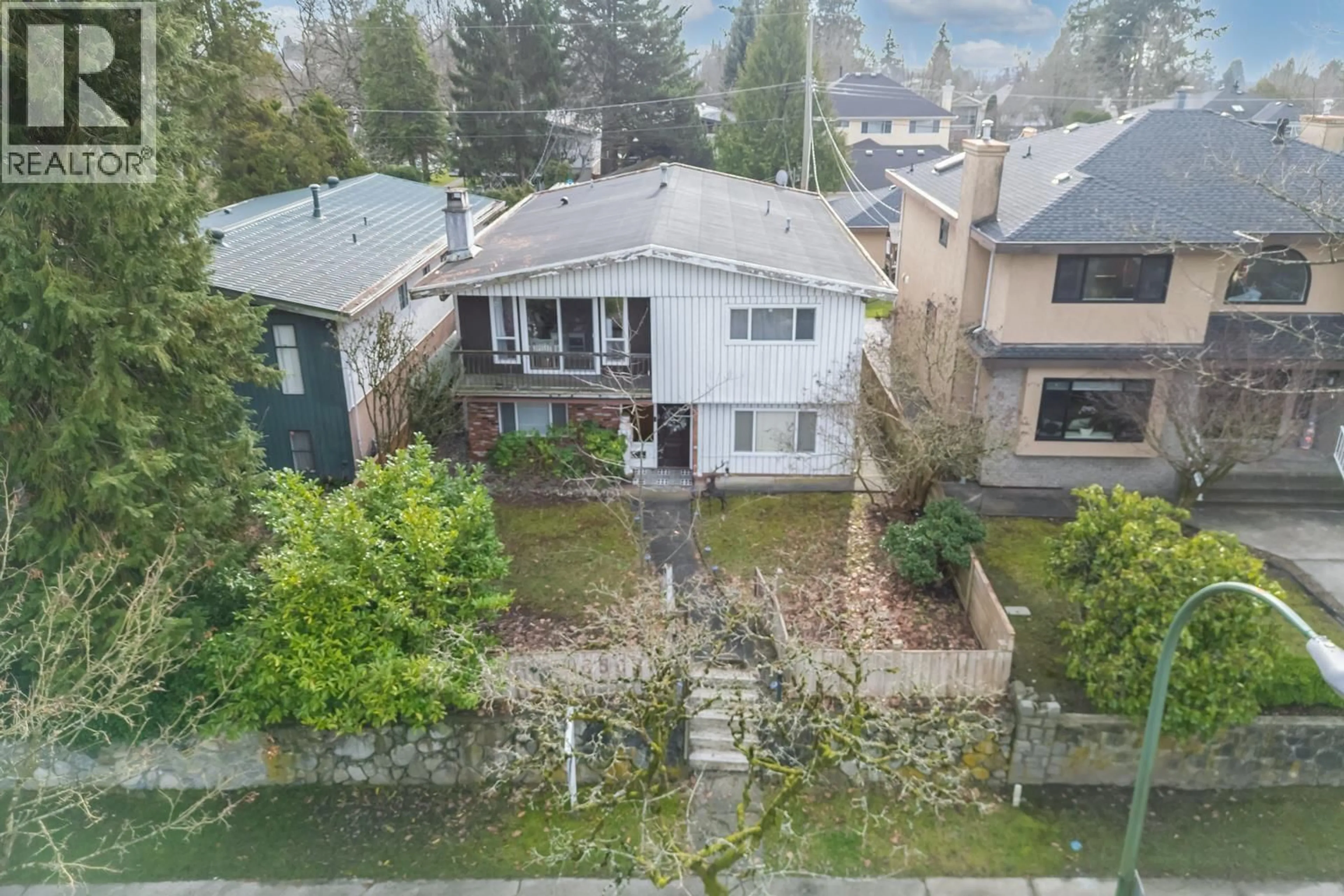 A pic from outside/outdoor area/front of a property/back of a property/a pic from drone, street for 3506 29TH AVENUE, Vancouver British Columbia V6S1T3