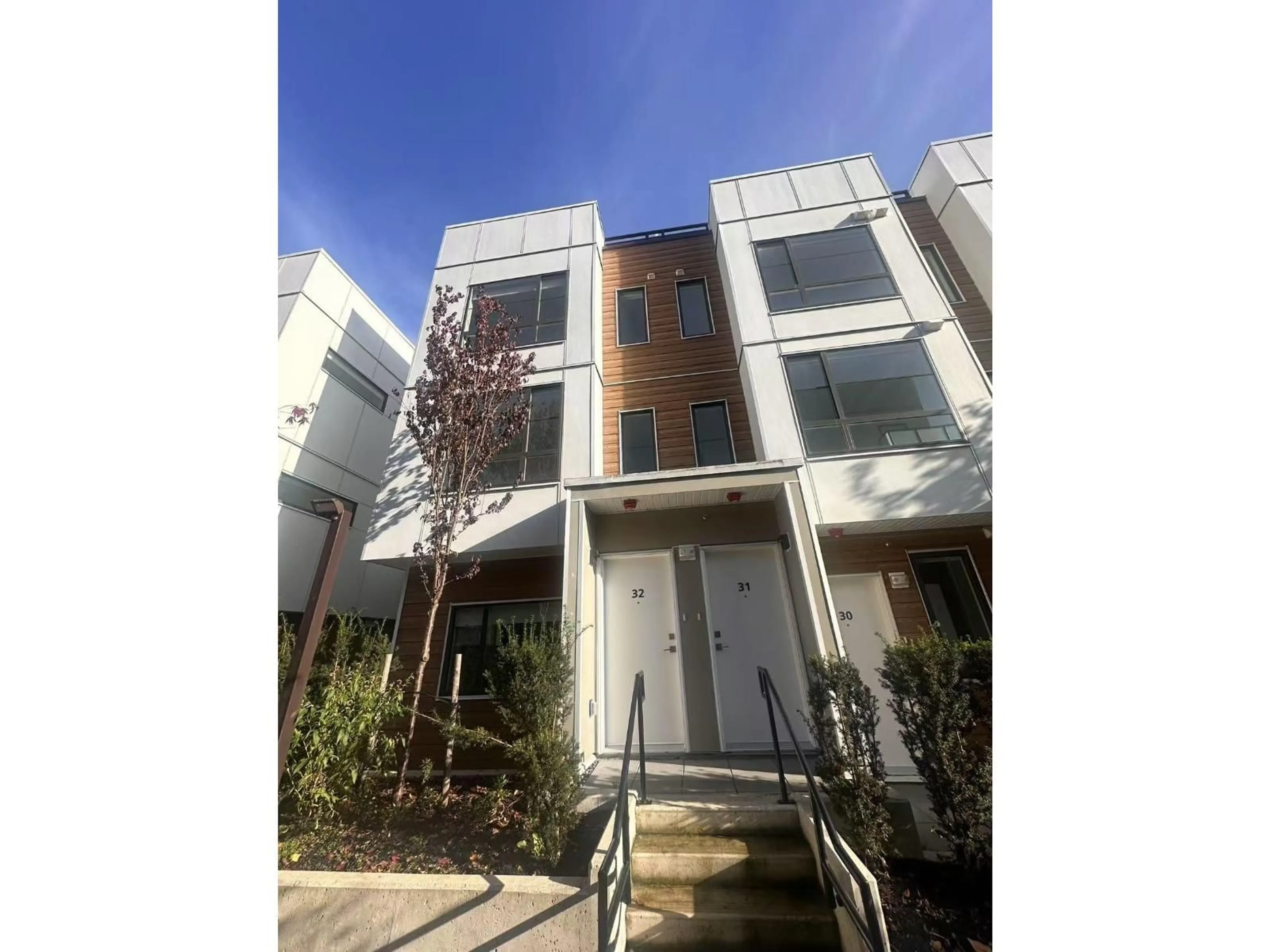 Unknown for 31 - 6328 KING GEORGE BOULEVARD, Surrey British Columbia V3X0L4