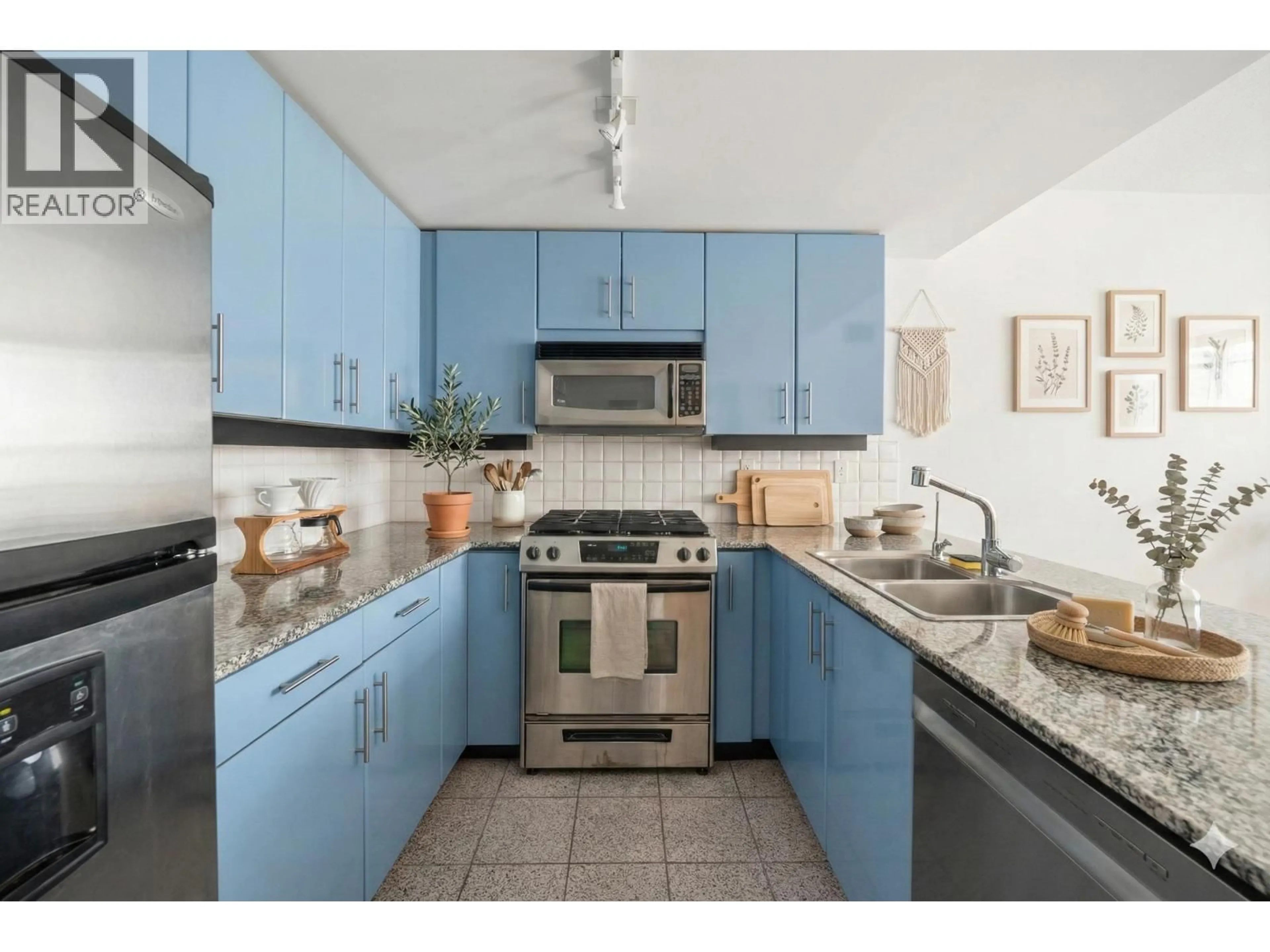 Standard kitchen, ceramic/tile floor for 2102 - 188 ESPLANADE STREET, North Vancouver British Columbia V7L4Y1