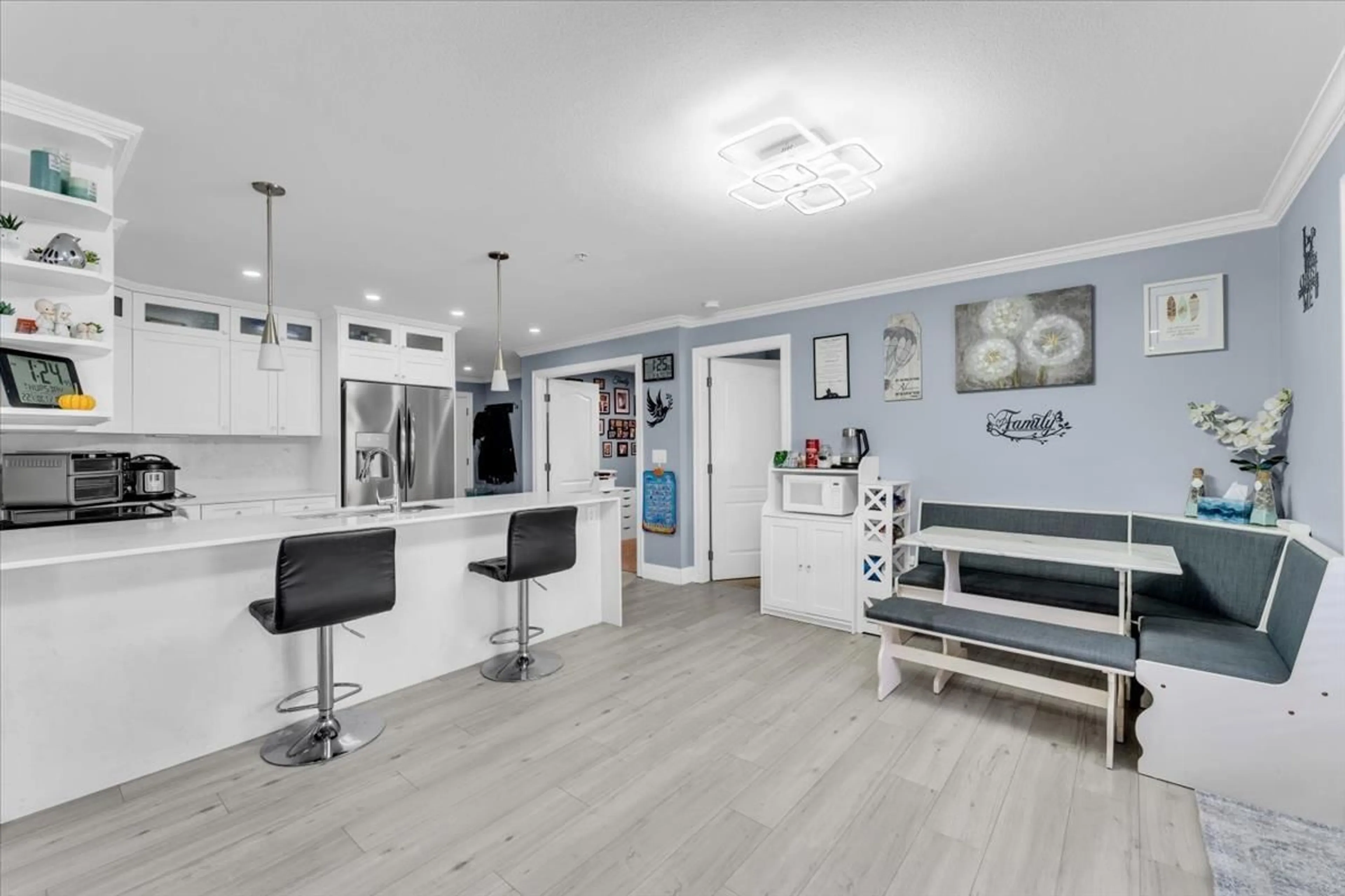 Open concept kitchen, unknown for 103 - 45753 STEVENSON ROAD, Chilliwack British Columbia V2R0K8