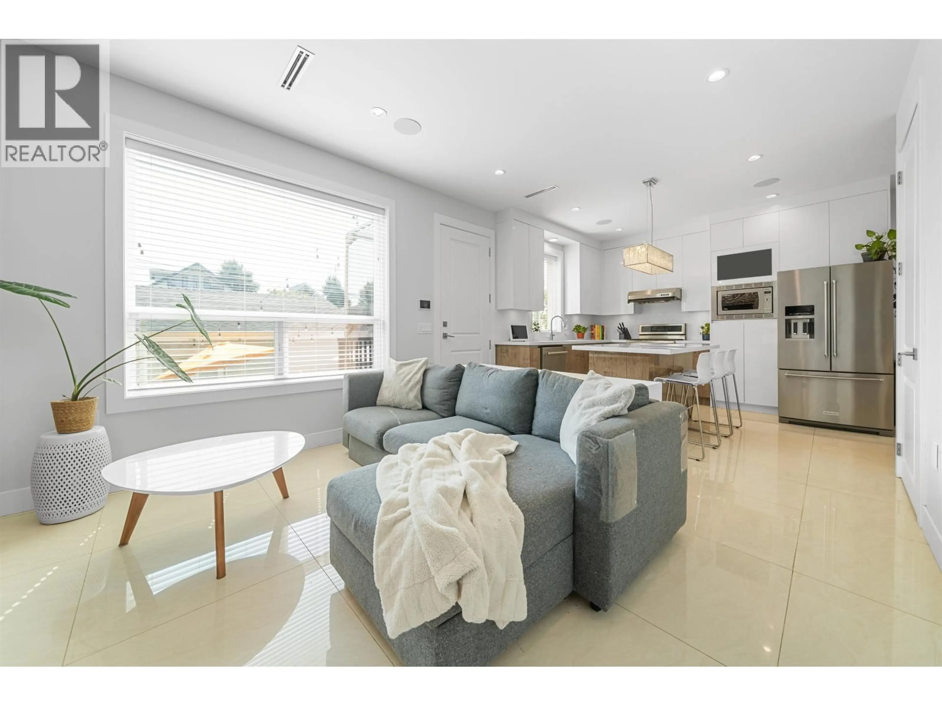 Open concept kitchen, unknown for 3448 PANDORA STREET, Vancouver British Columbia V5K1W8