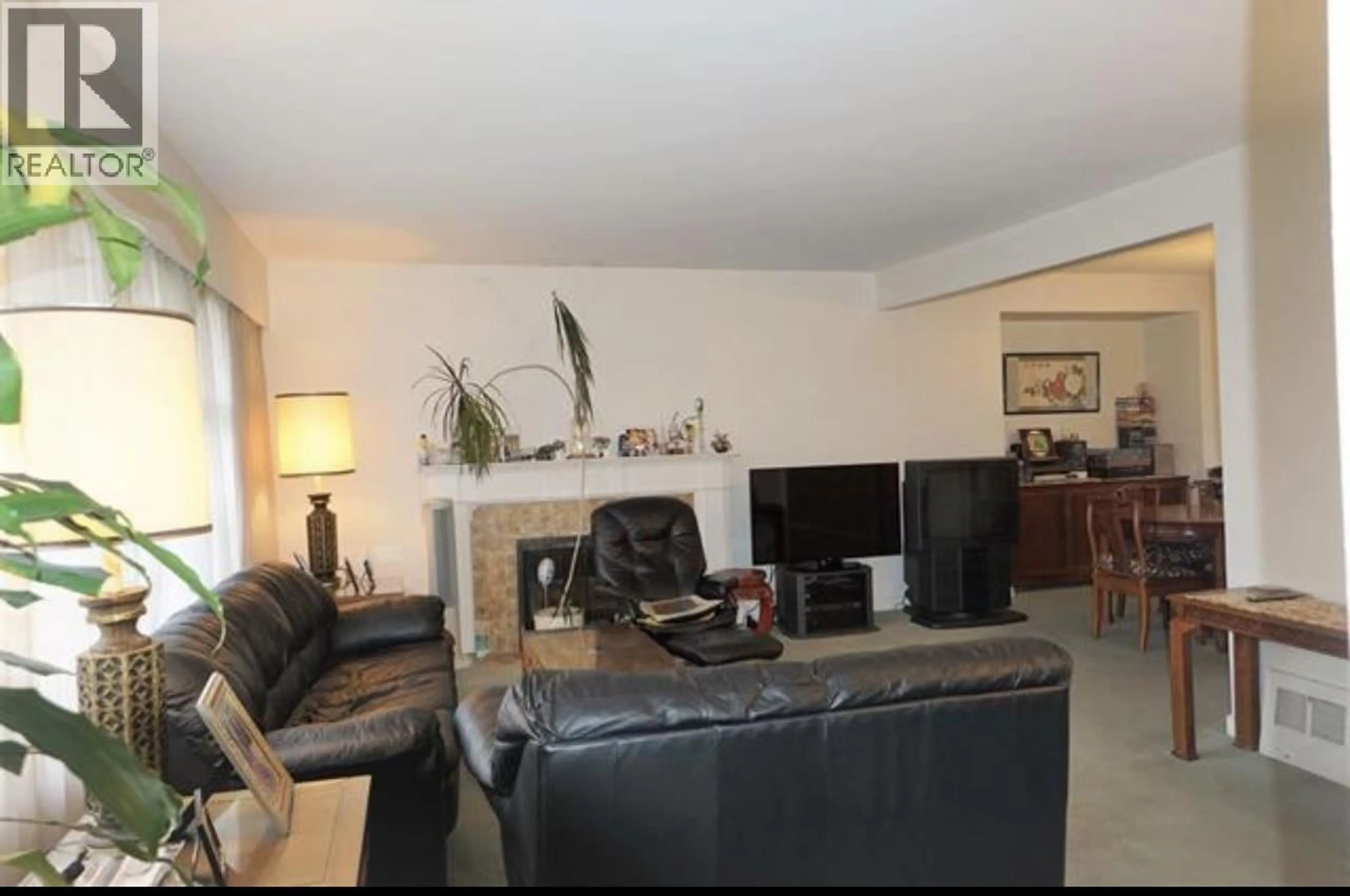 Living room with furniture, unknown for 1315 58TH AVENUE, Vancouver British Columbia V6P1W3