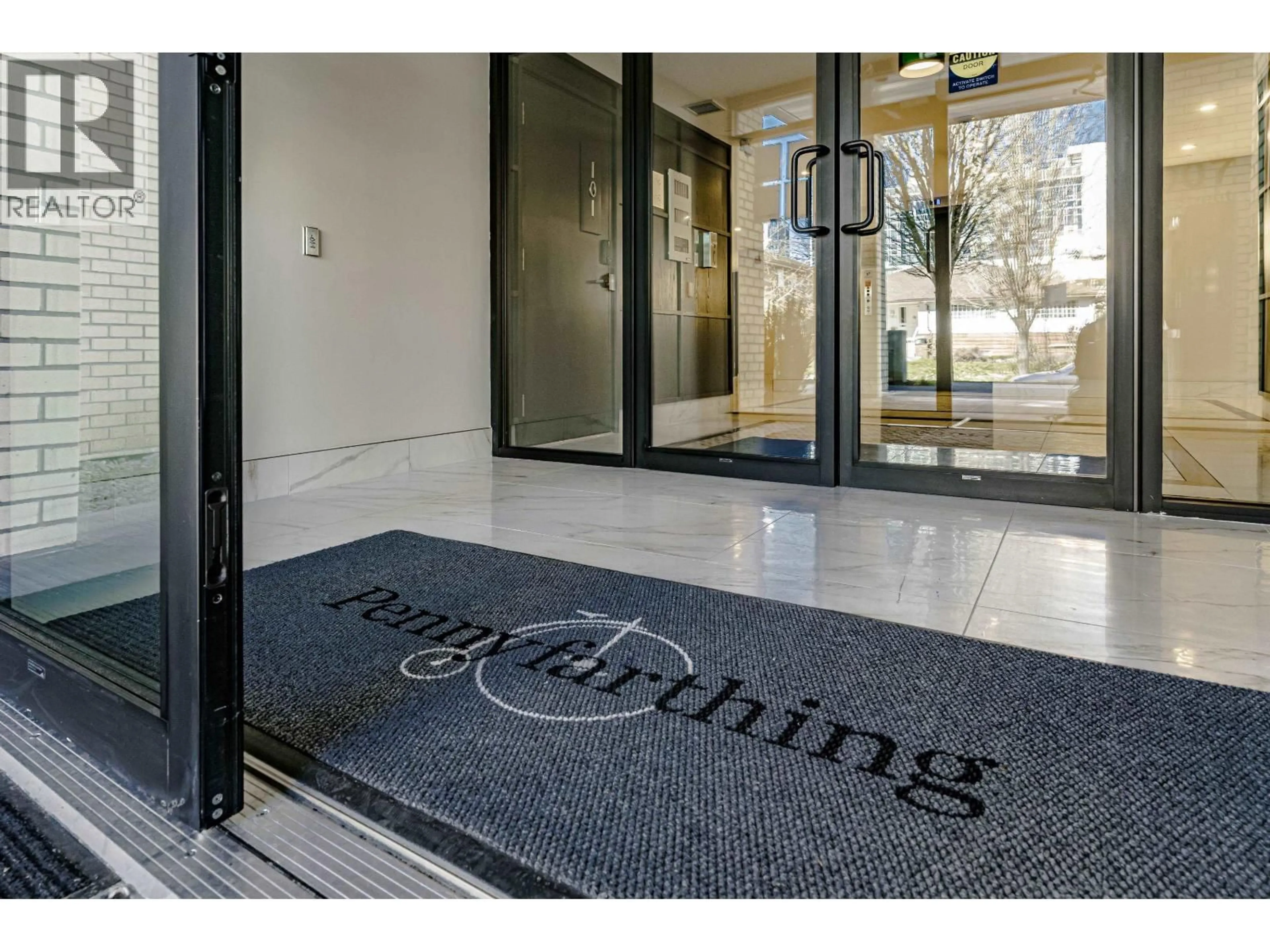 Indoor entryway for 104 - 5007 ASH STREET, Vancouver British Columbia V5Z0K9