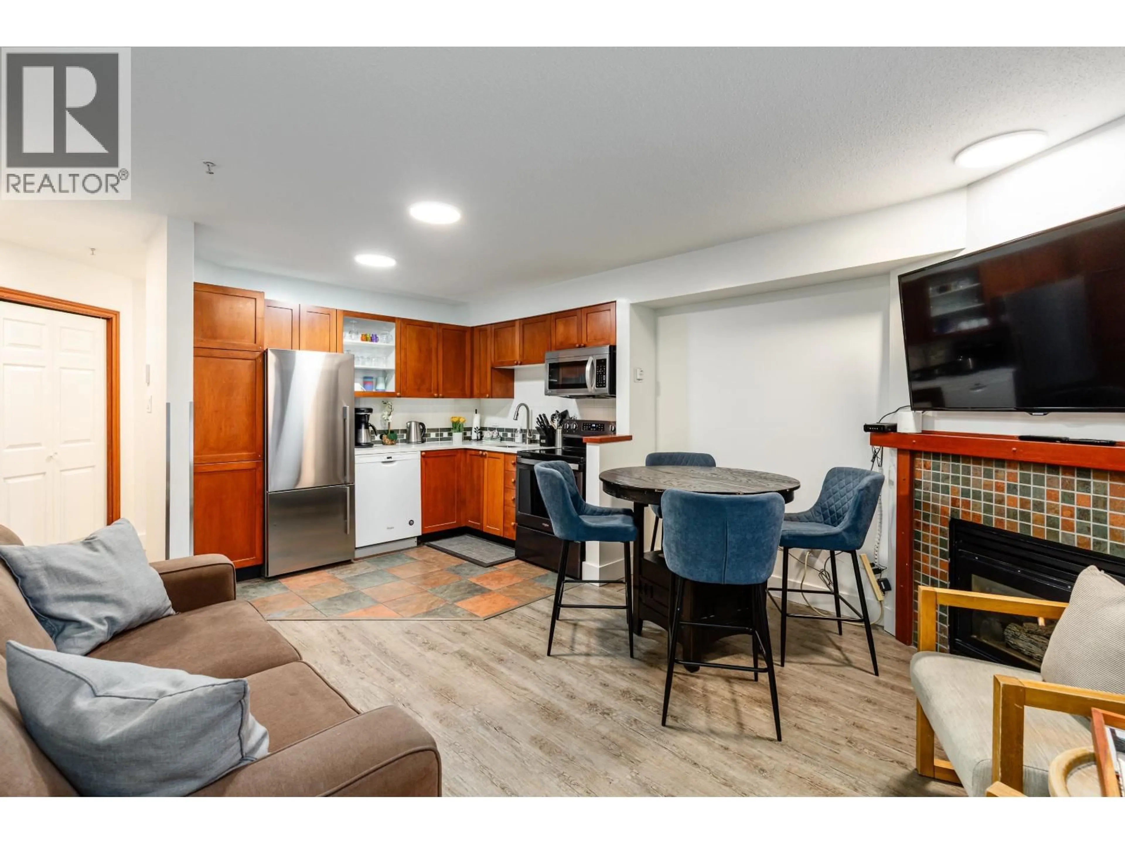 Open concept kitchen, unknown for 24/24A - 4388 NORTHLANDS BOULEVARD, Whistler British Columbia V8E1C6