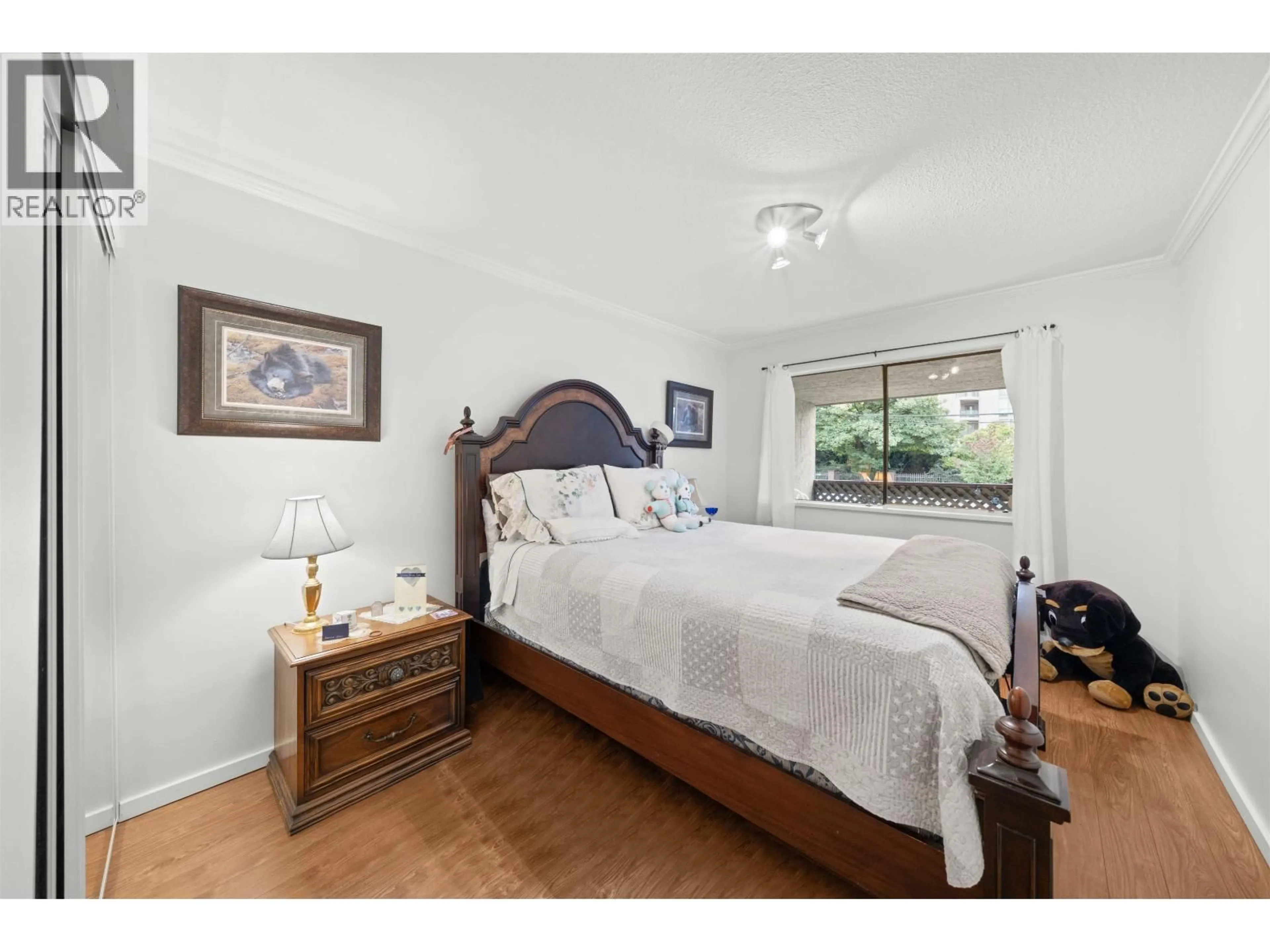 Bedroom with bed, unknown for 213 - 436 SEVENTH STREET, New Westminster British Columbia V3M3L3