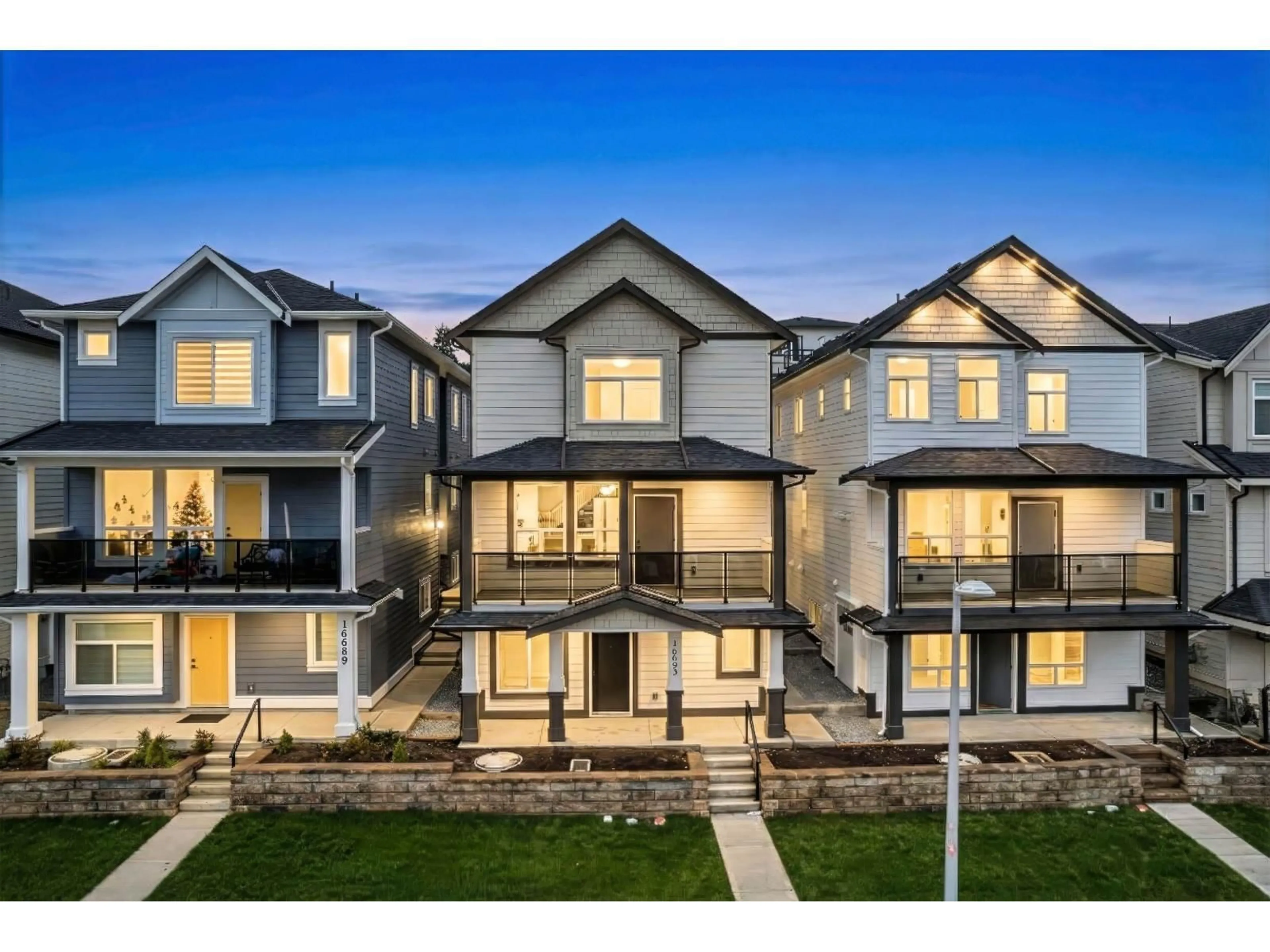 A pic from outside/outdoor area/front of a property/back of a property/a pic from drone, unknown for 101 - 16693 16 AVENUE, Surrey British Columbia V3S0X7