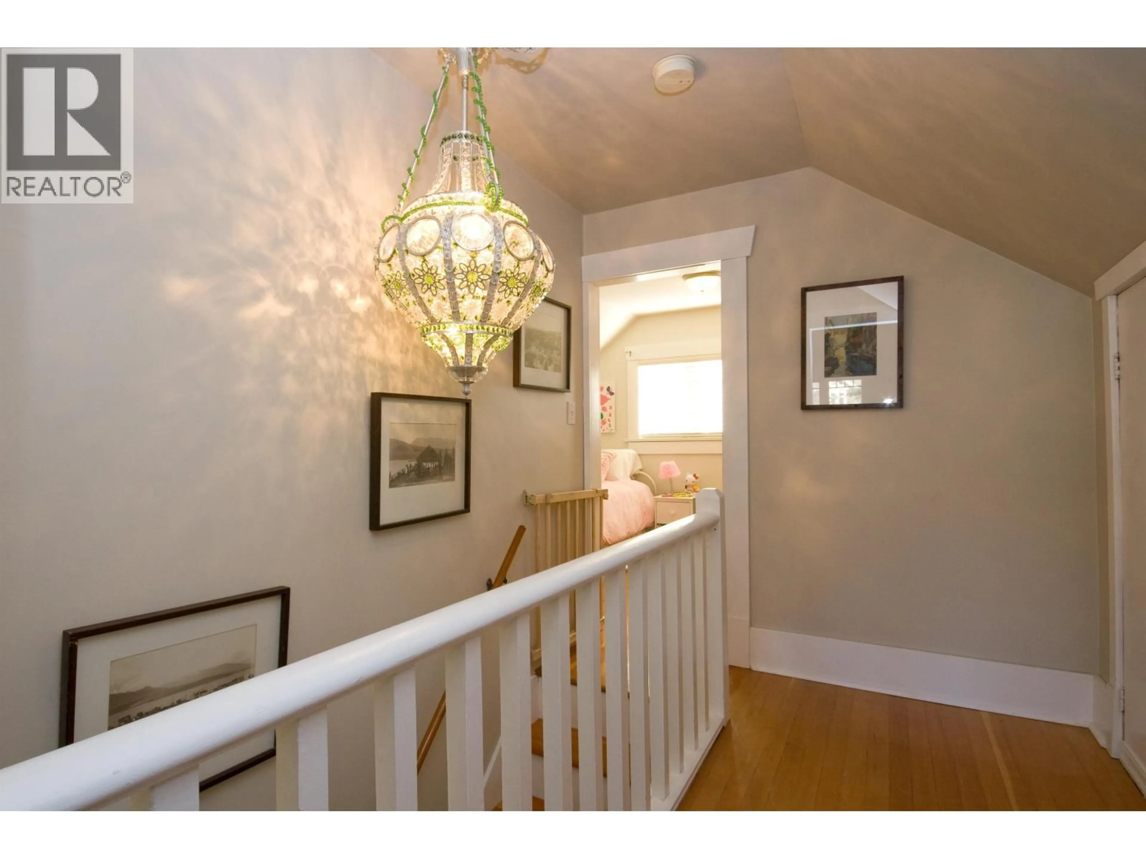 Indoor entryway for 3716 30TH AVENUE, Vancouver British Columbia V6S1W8