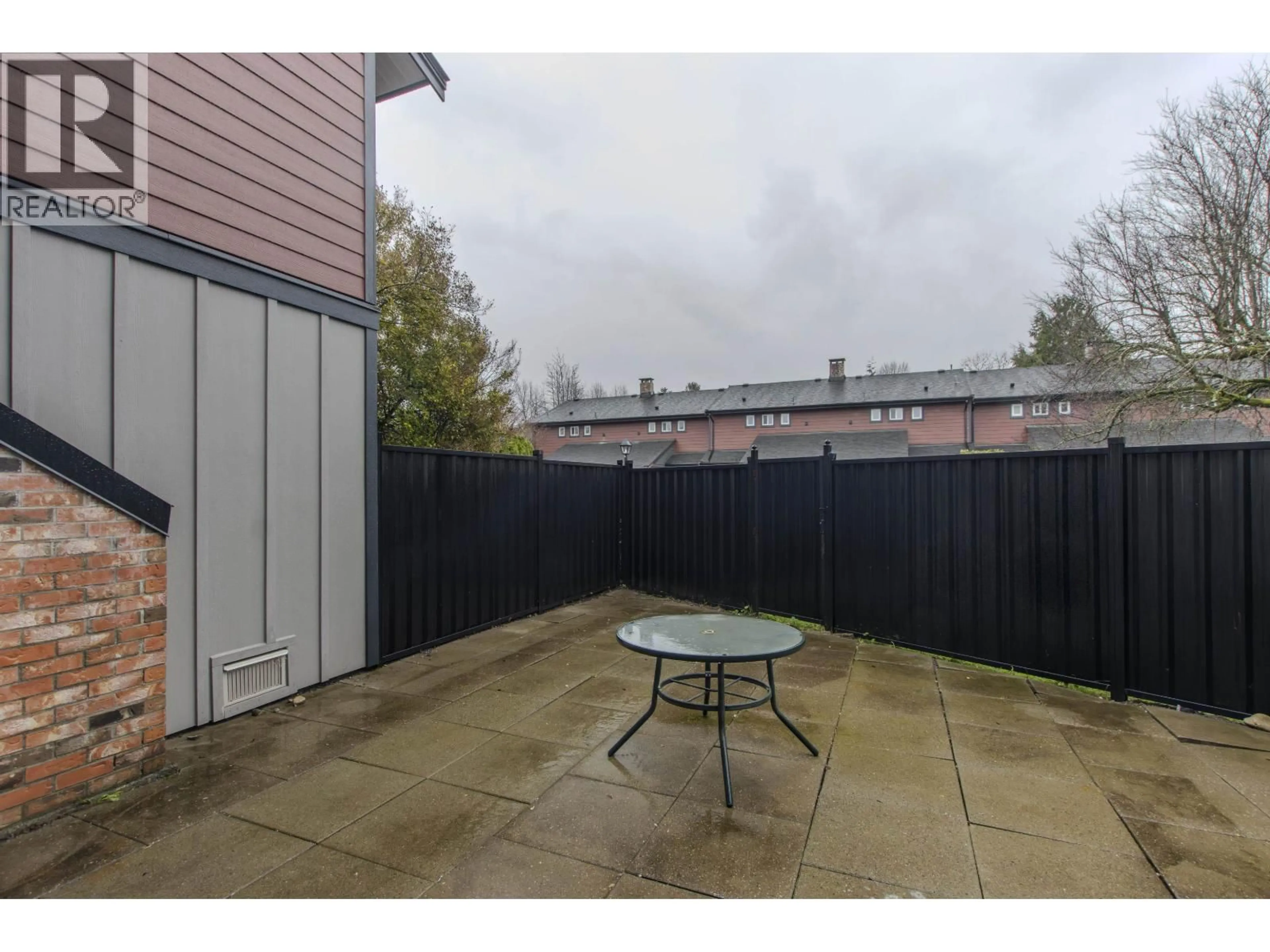 Patio, unknown for 10 - 1500 JUDD ROAD, Squamish British Columbia V0N1T0