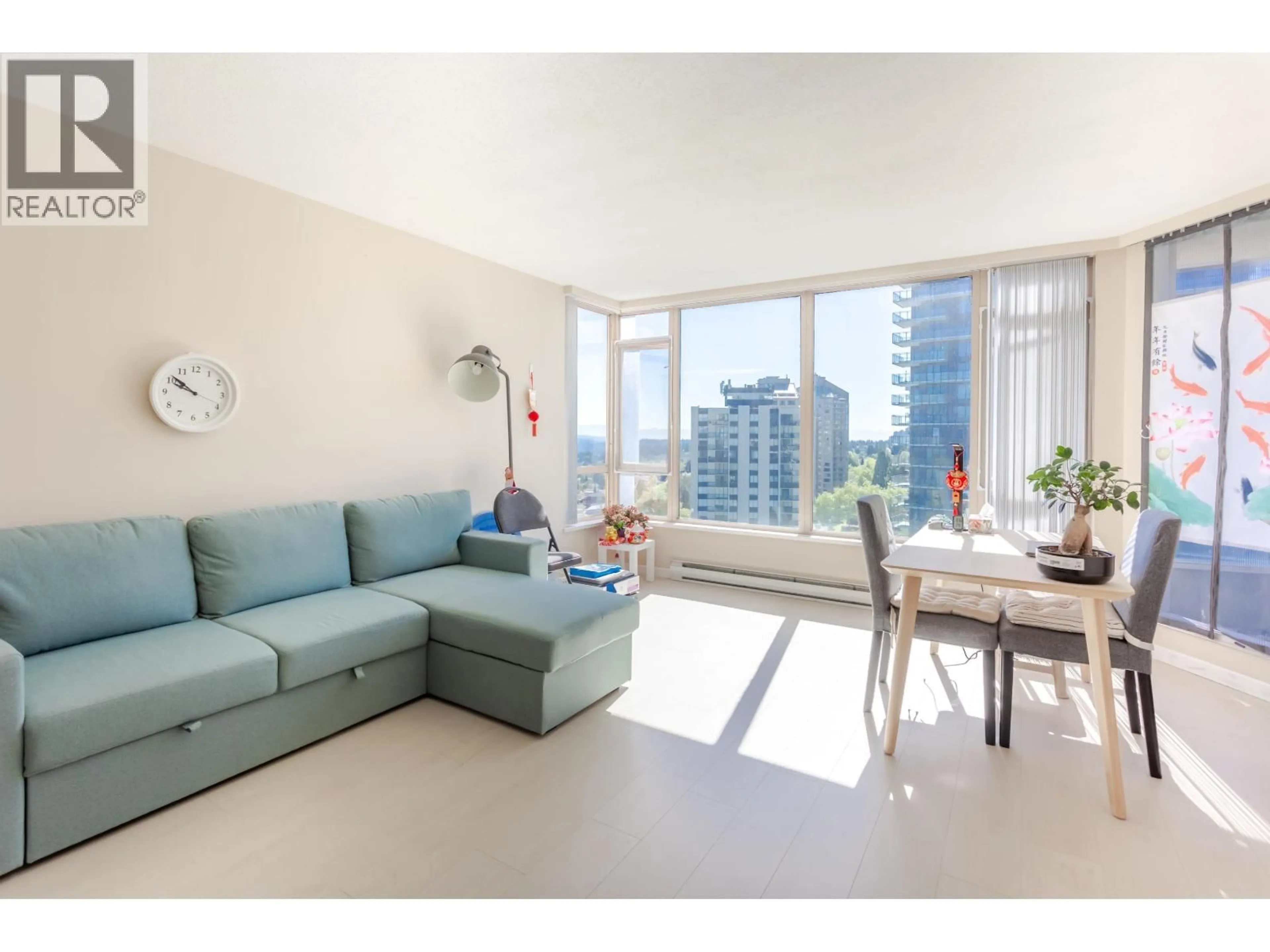 Living room with furniture, unknown for 1202 - 4689 HAZEL STREET, Burnaby British Columbia V5H4R6