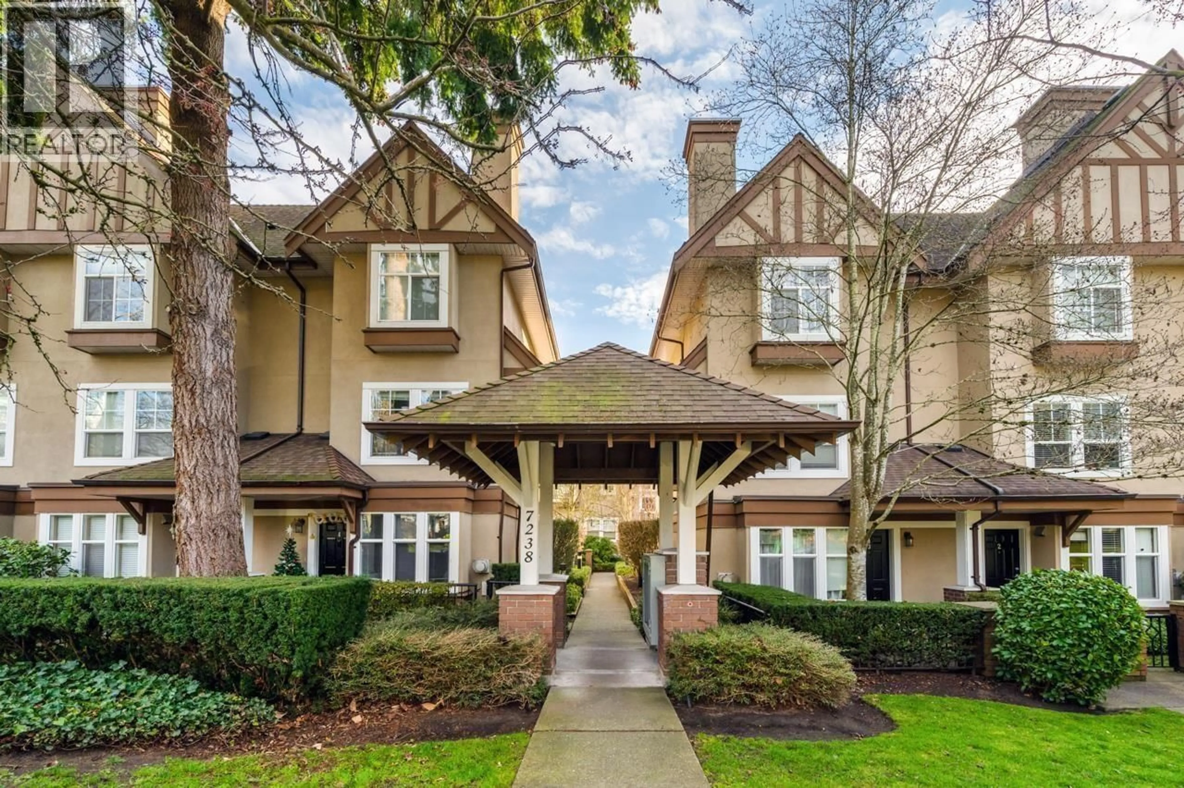 Unknown for 25 - 7238 18TH AVENUE, Burnaby British Columbia V3N1H3