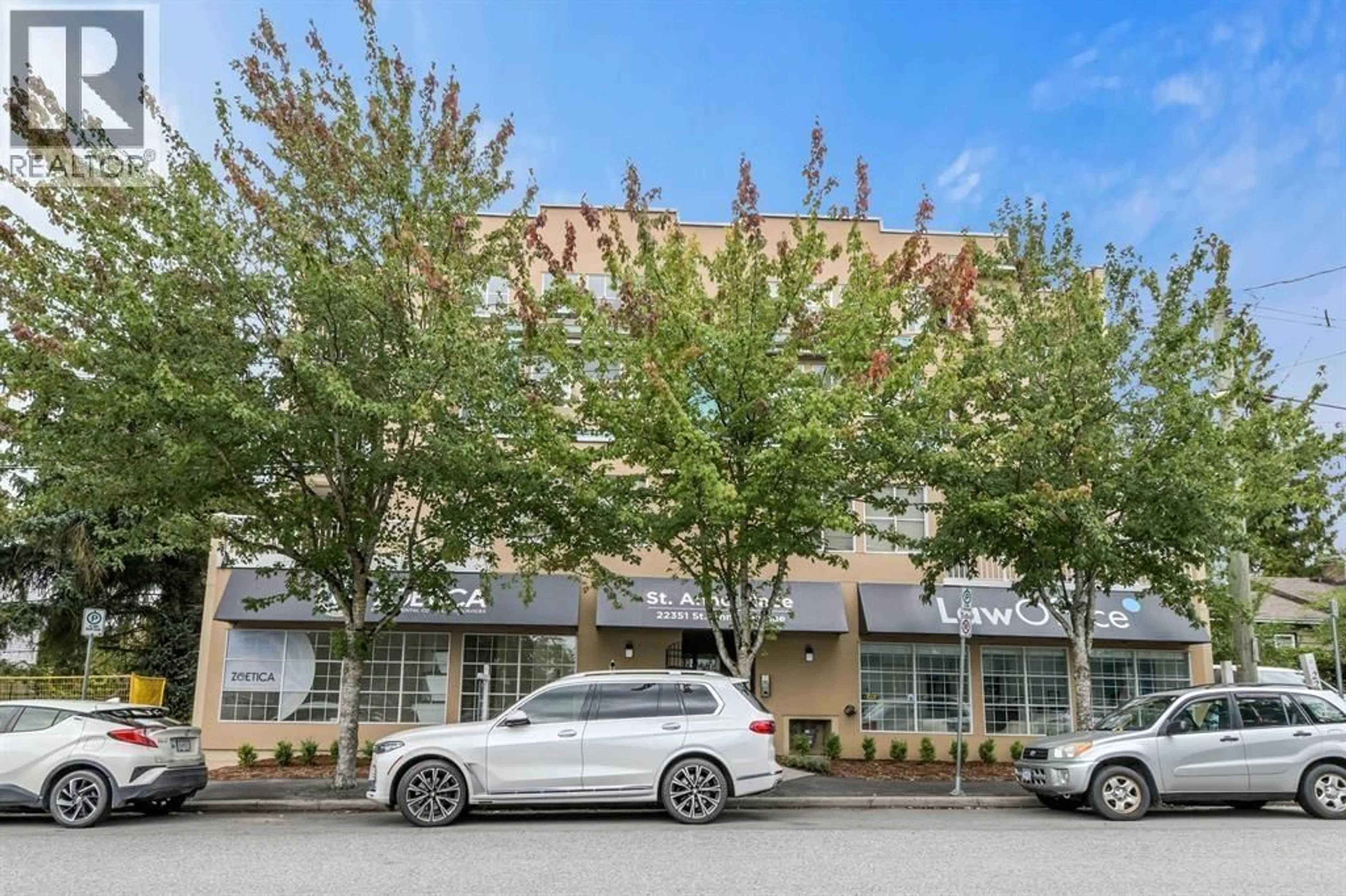 A pic from outside/outdoor area/front of a property/back of a property/a pic from drone, street for 401 - 22351 ST ANNE AVENUE, Maple Ridge British Columbia V2X2E7