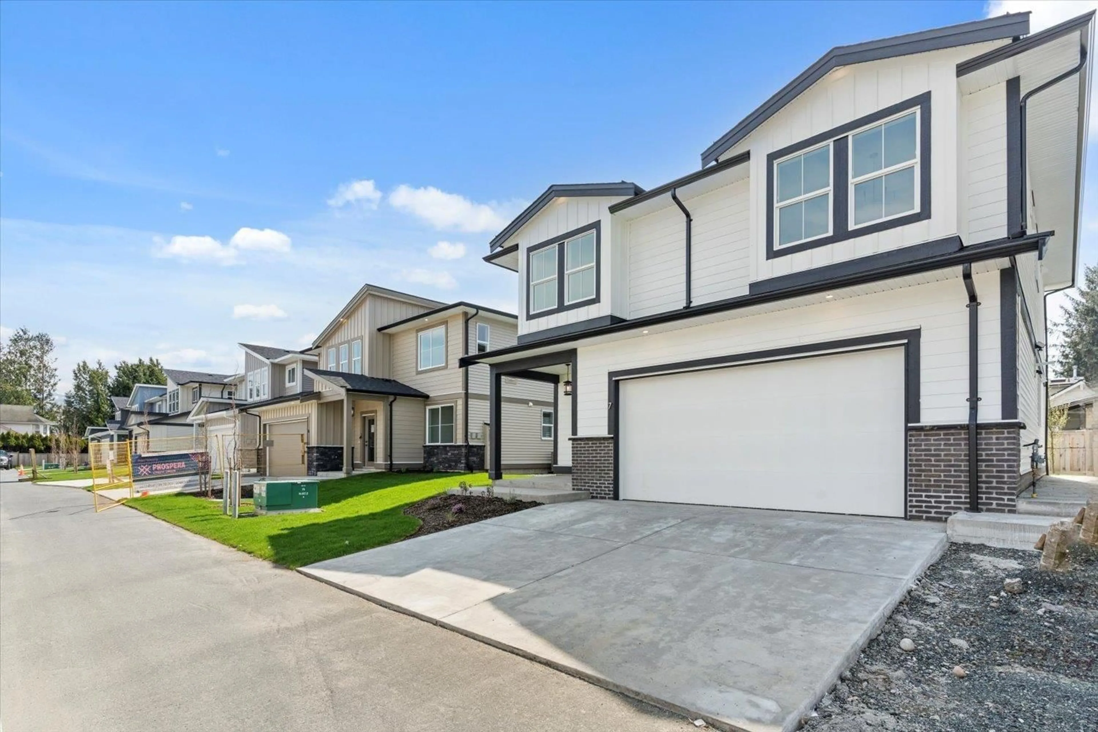 Home with vinyl exterior material, street for 7 - 46058 BONNY AVENUE, Chilliwack British Columbia V2P3H6