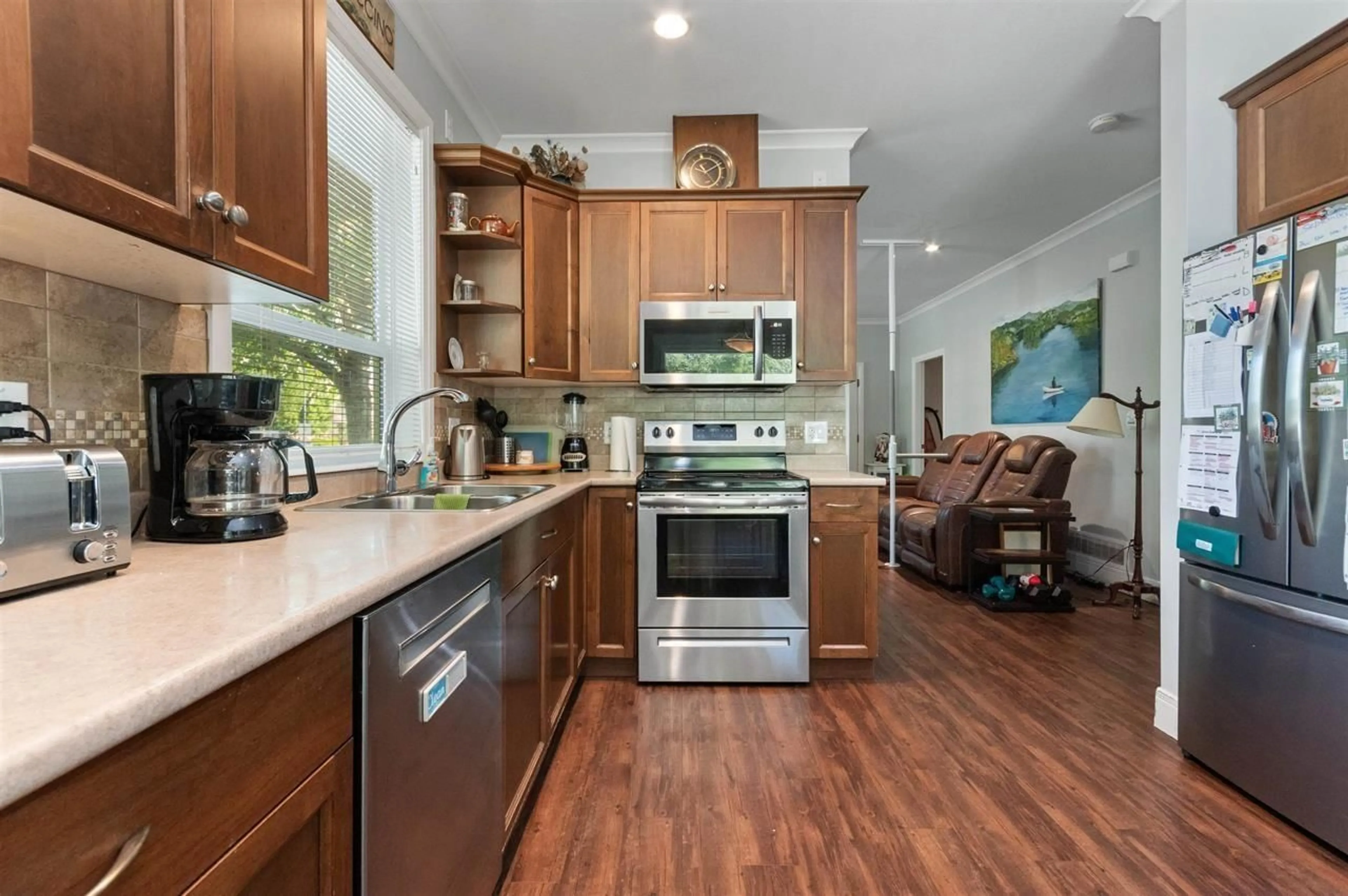 Open concept kitchen, unknown for 46364 BEDFORD PARKWAY, Chilliwack British Columbia V2R5N4