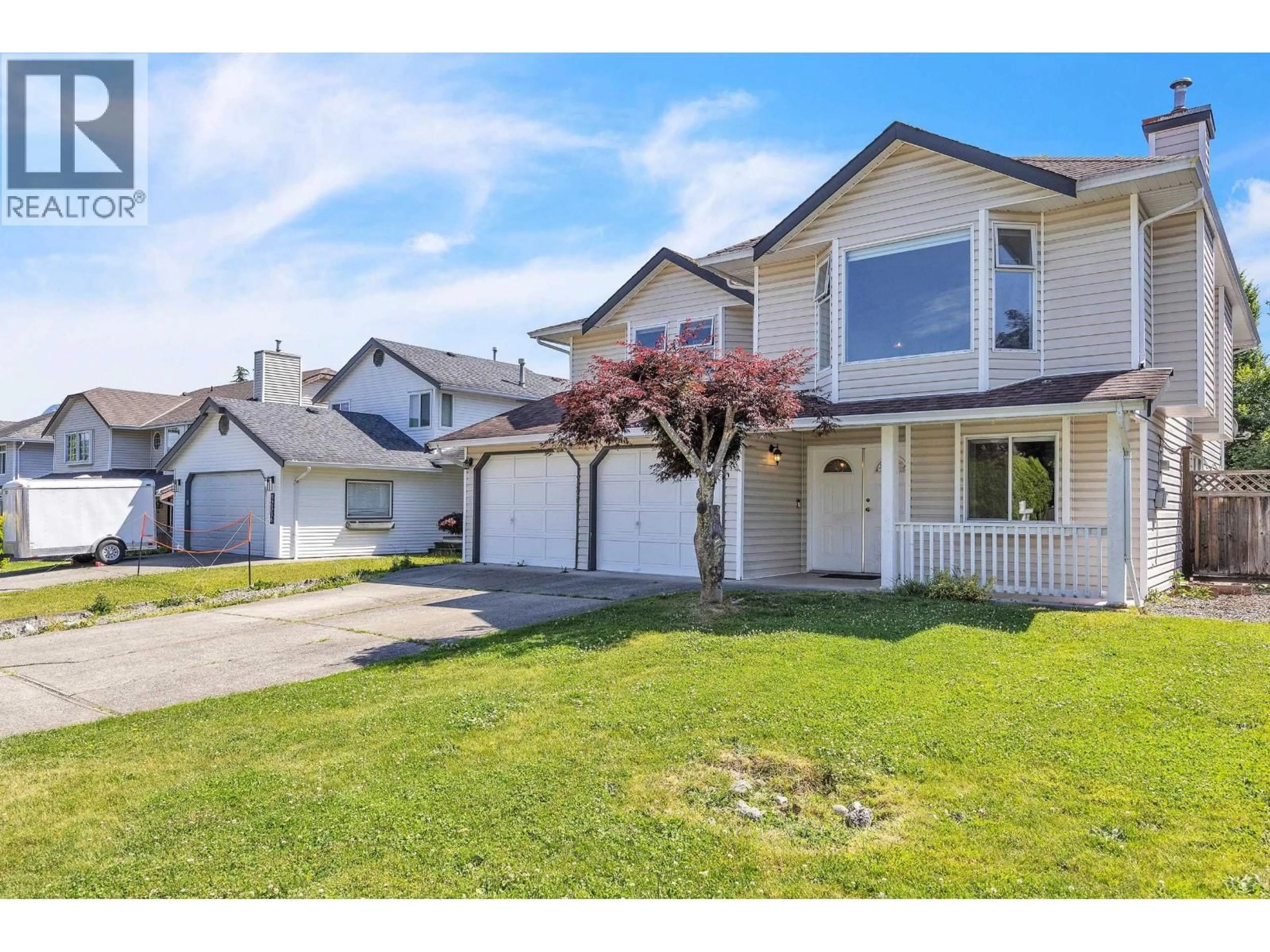 Home with vinyl exterior material, street for 12326 AURORA STREET, Maple Ridge British Columbia V2X0J5