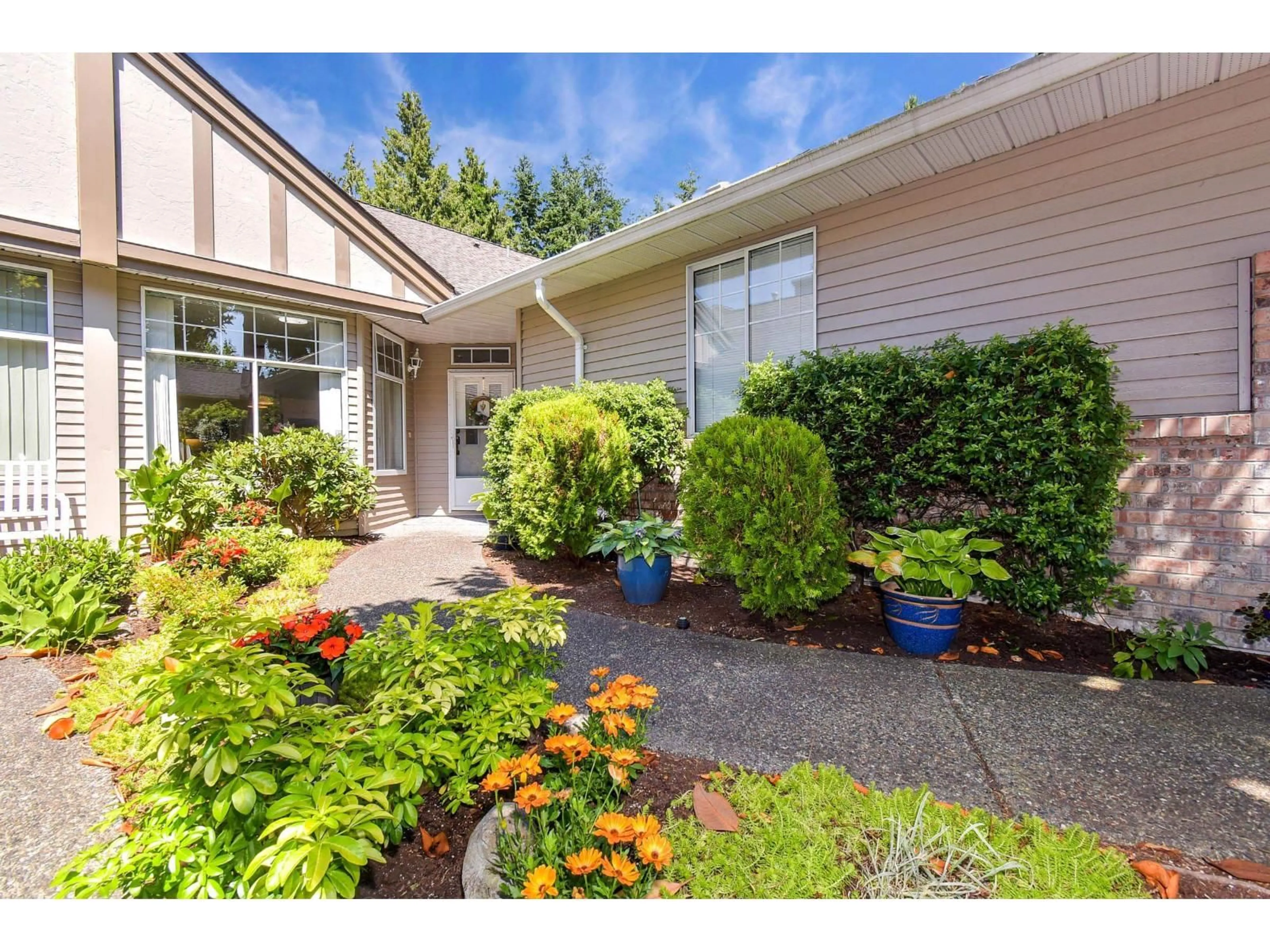 Unknown for 54 - 2533 152 STREET, Surrey British Columbia V4P1N4