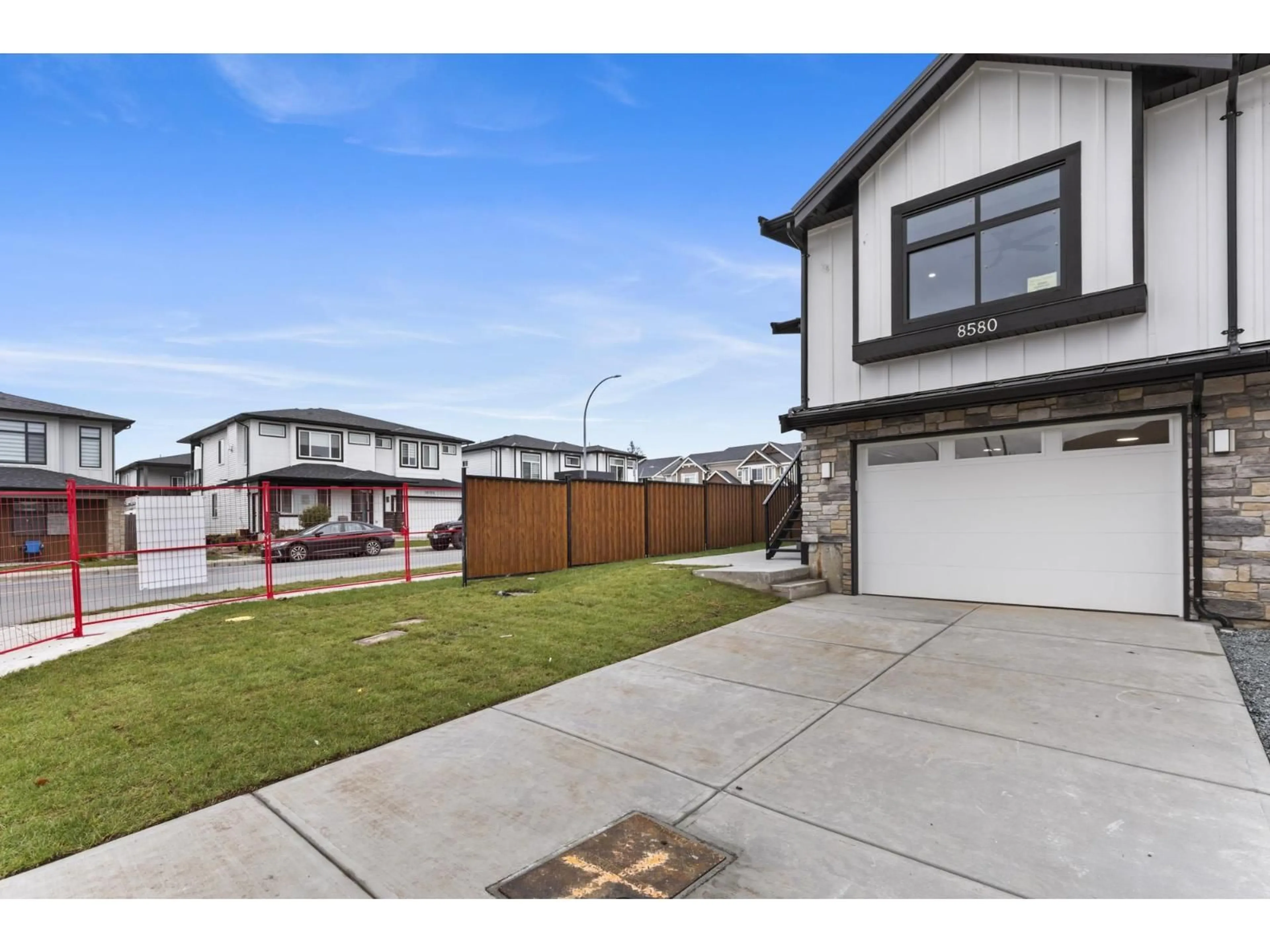 Unknown for 8590 DUNBAR WAY, Mission British Columbia V4S0A7