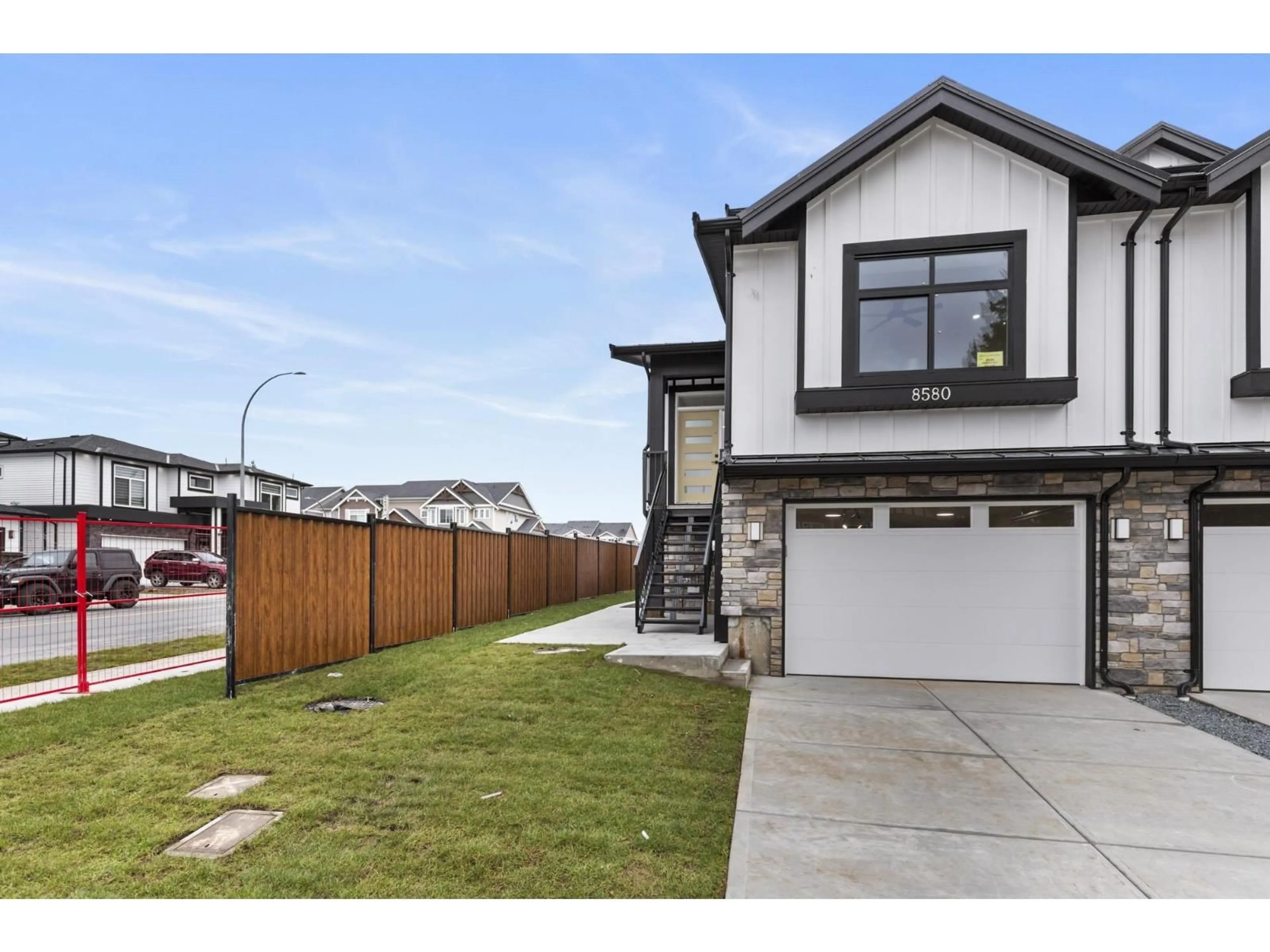 Unknown for 8590 DUNBAR WAY, Mission British Columbia V4S0A7