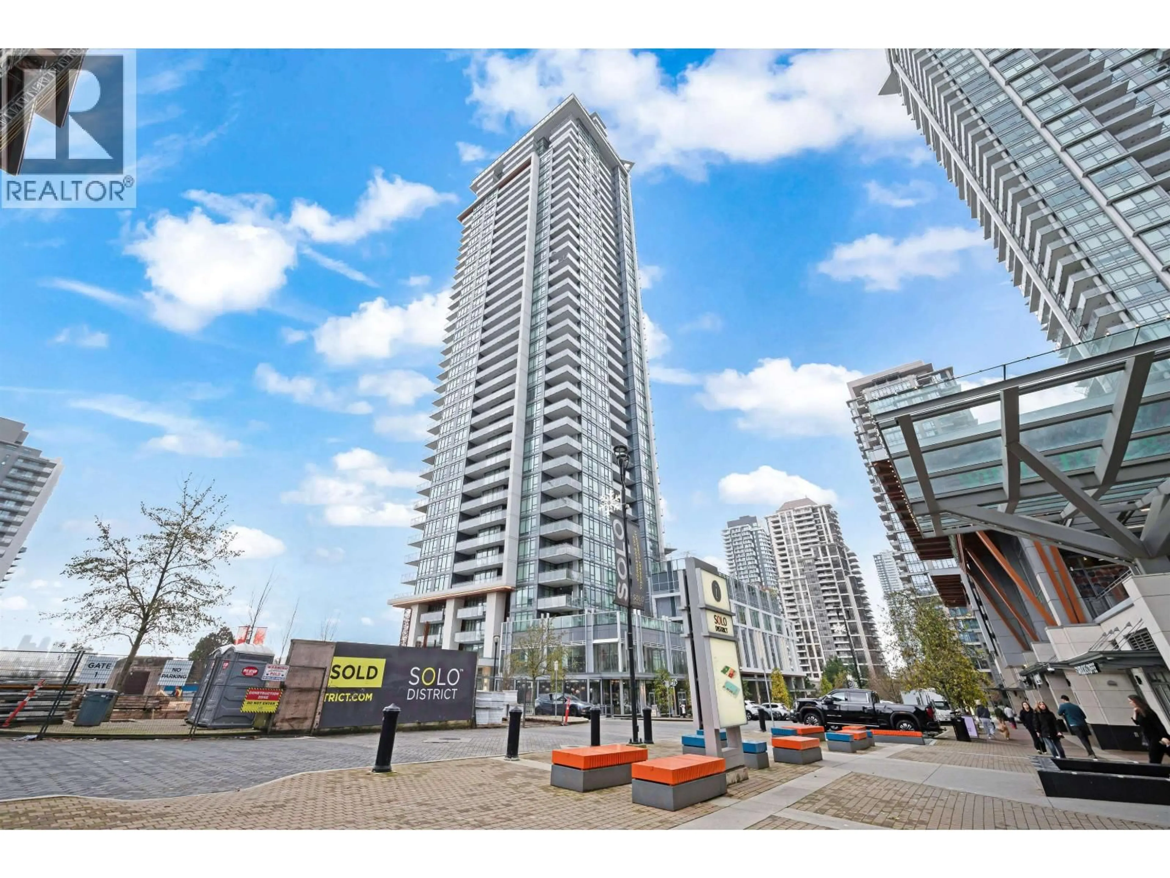 Unknown for 507 - 2085 SKYLINE COURT, Burnaby British Columbia V5C0M6