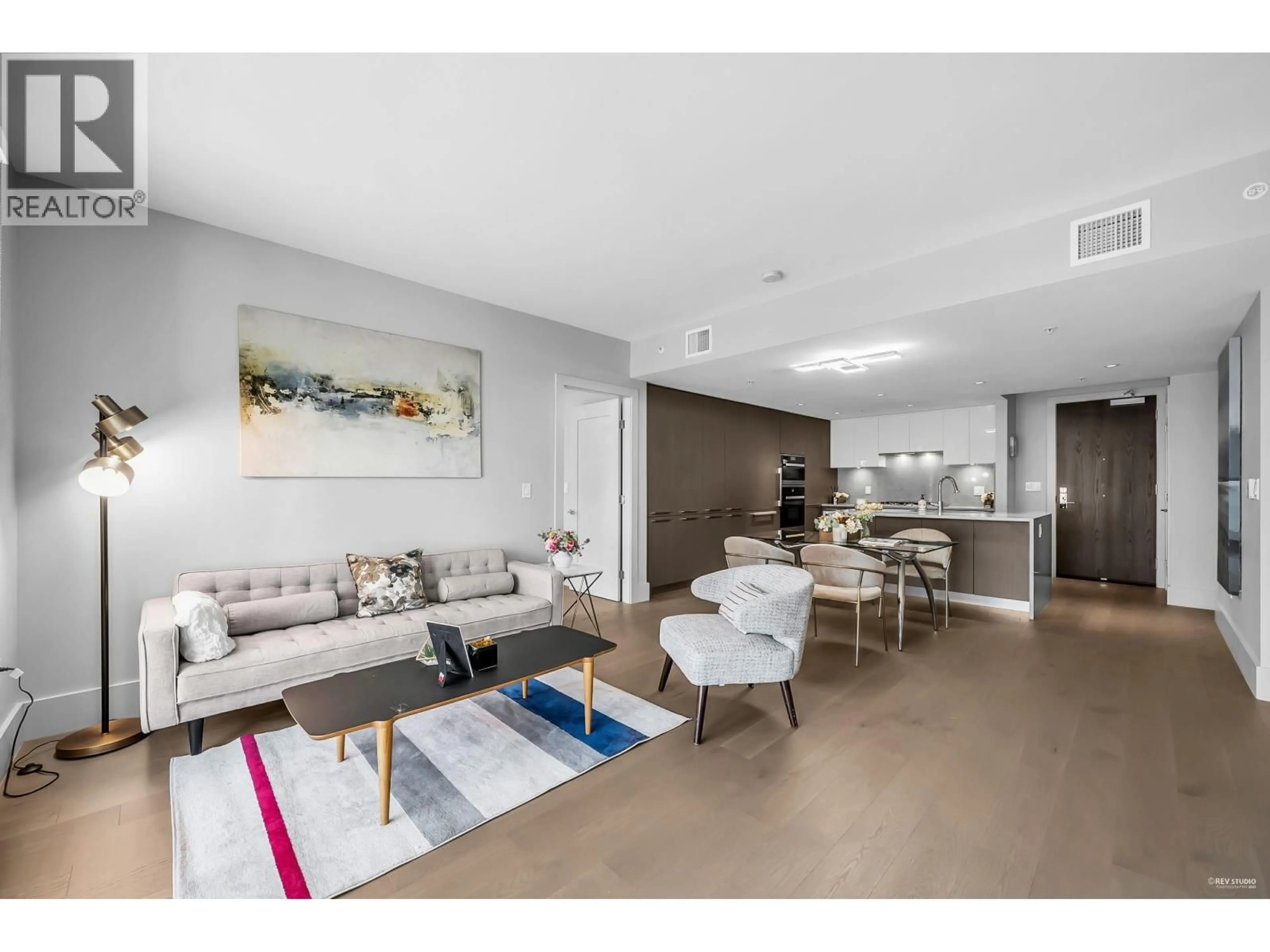 Living room with furniture, unknown for 204 - 2089 43RD AVENUE, Vancouver British Columbia V6M2C8