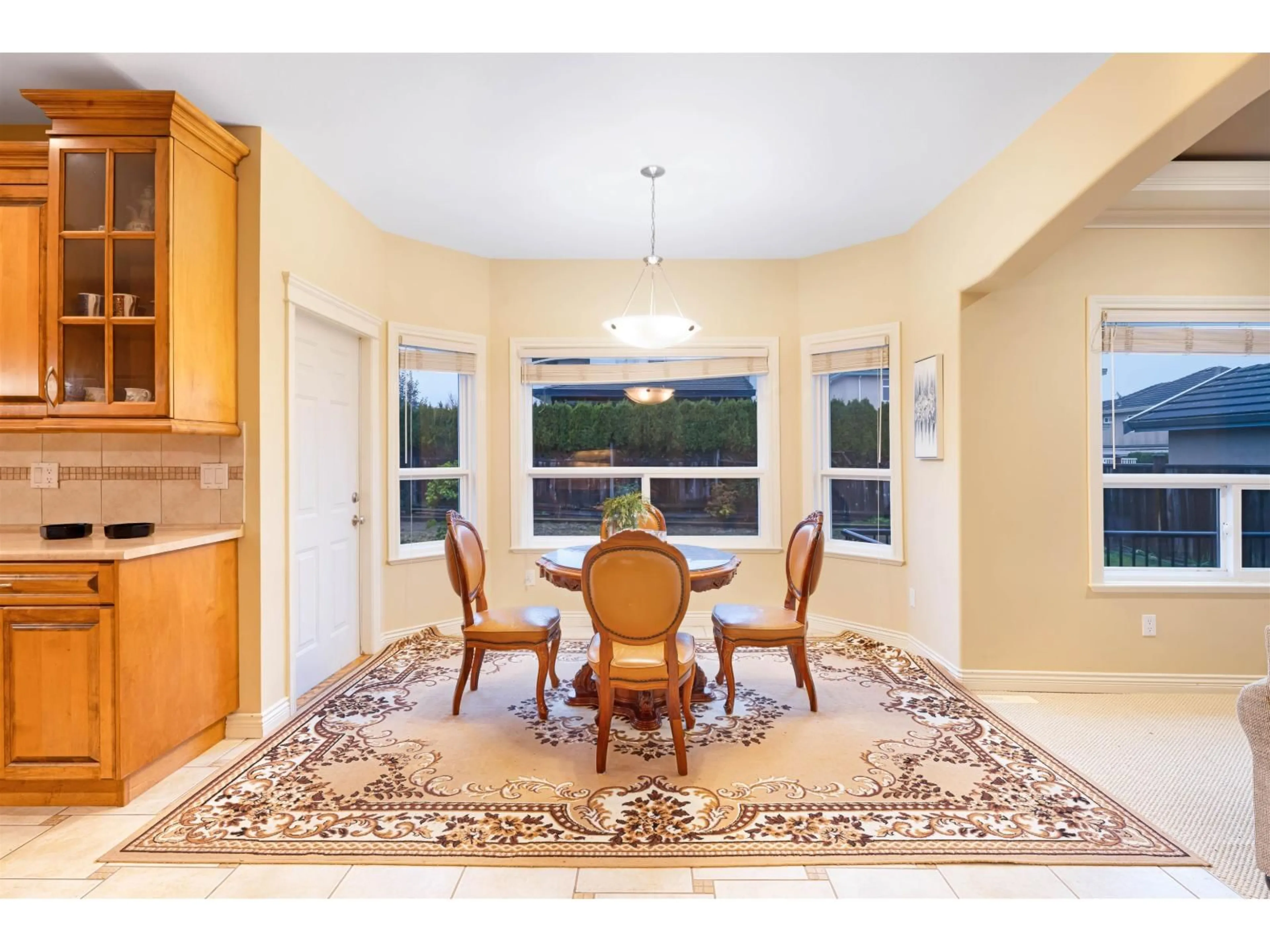 Dining room, ceramic/tile floor for 15777 109A AVENUE, Surrey British Columbia V4N5G1