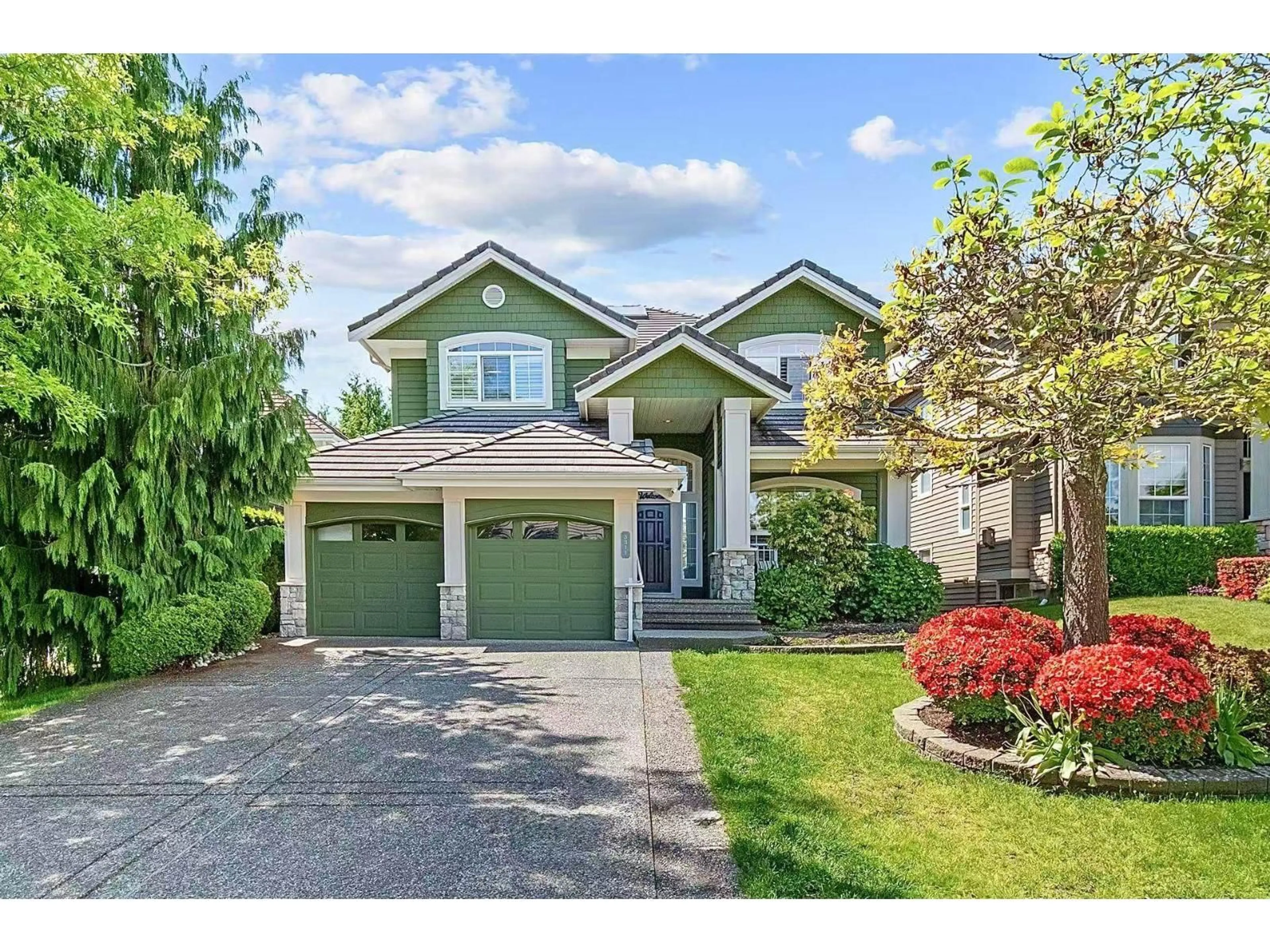 Home with vinyl exterior material, street for 3311 155B STREET, Surrey British Columbia V3Z0K5