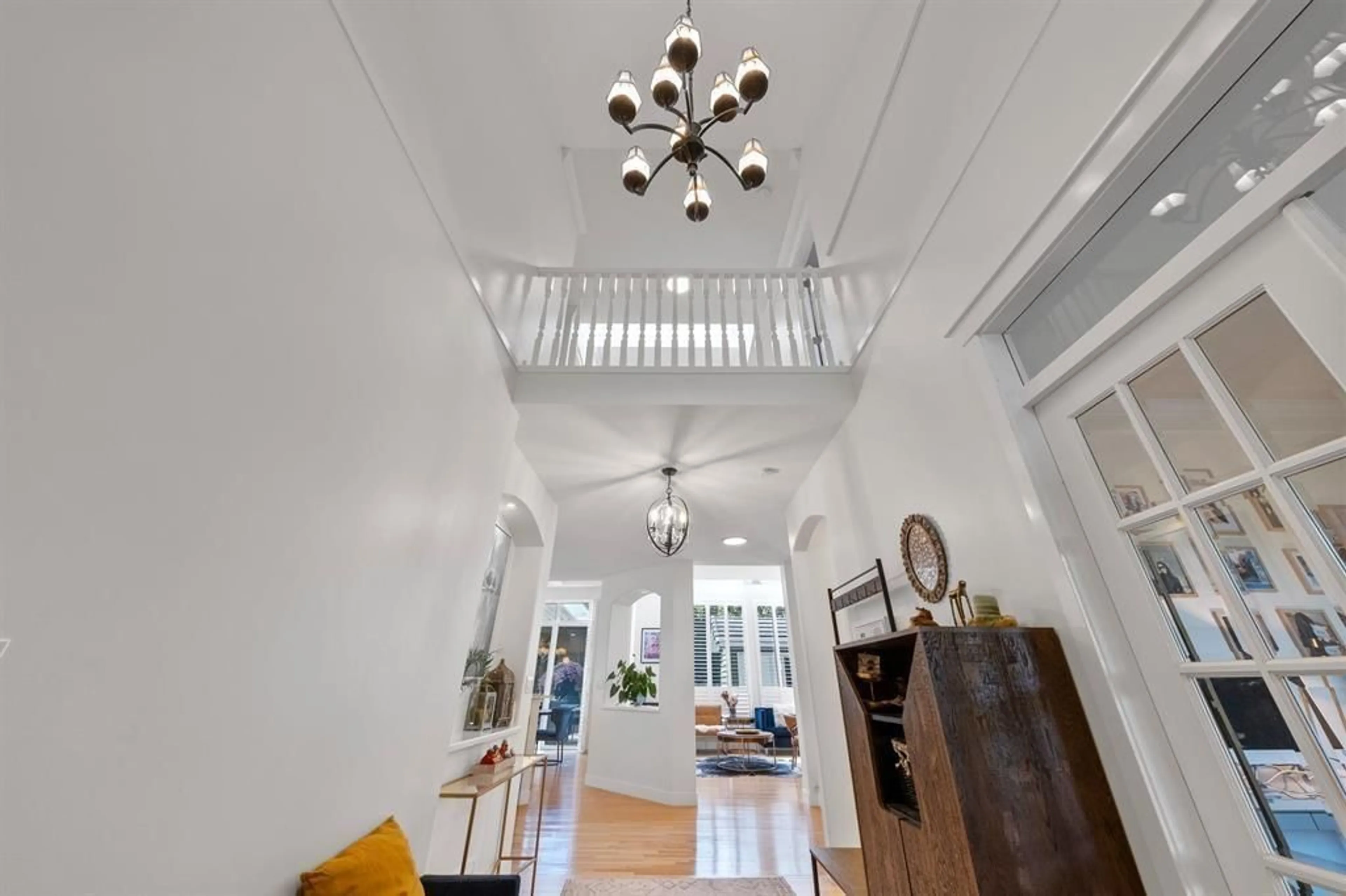 Indoor foyer for 3311 155B STREET, Surrey British Columbia V3Z0K5