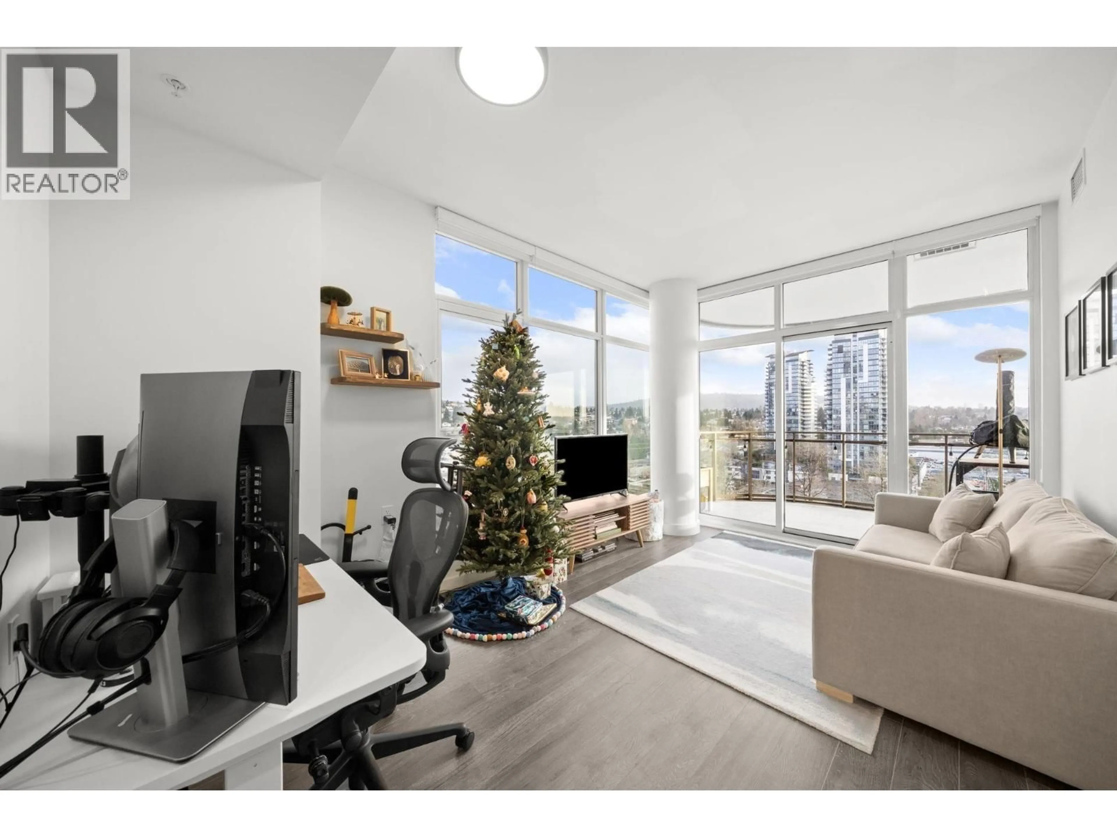 Living room with furniture, unknown for 1202 - 5333 GORING STREET, Burnaby British Columbia V5B0B6