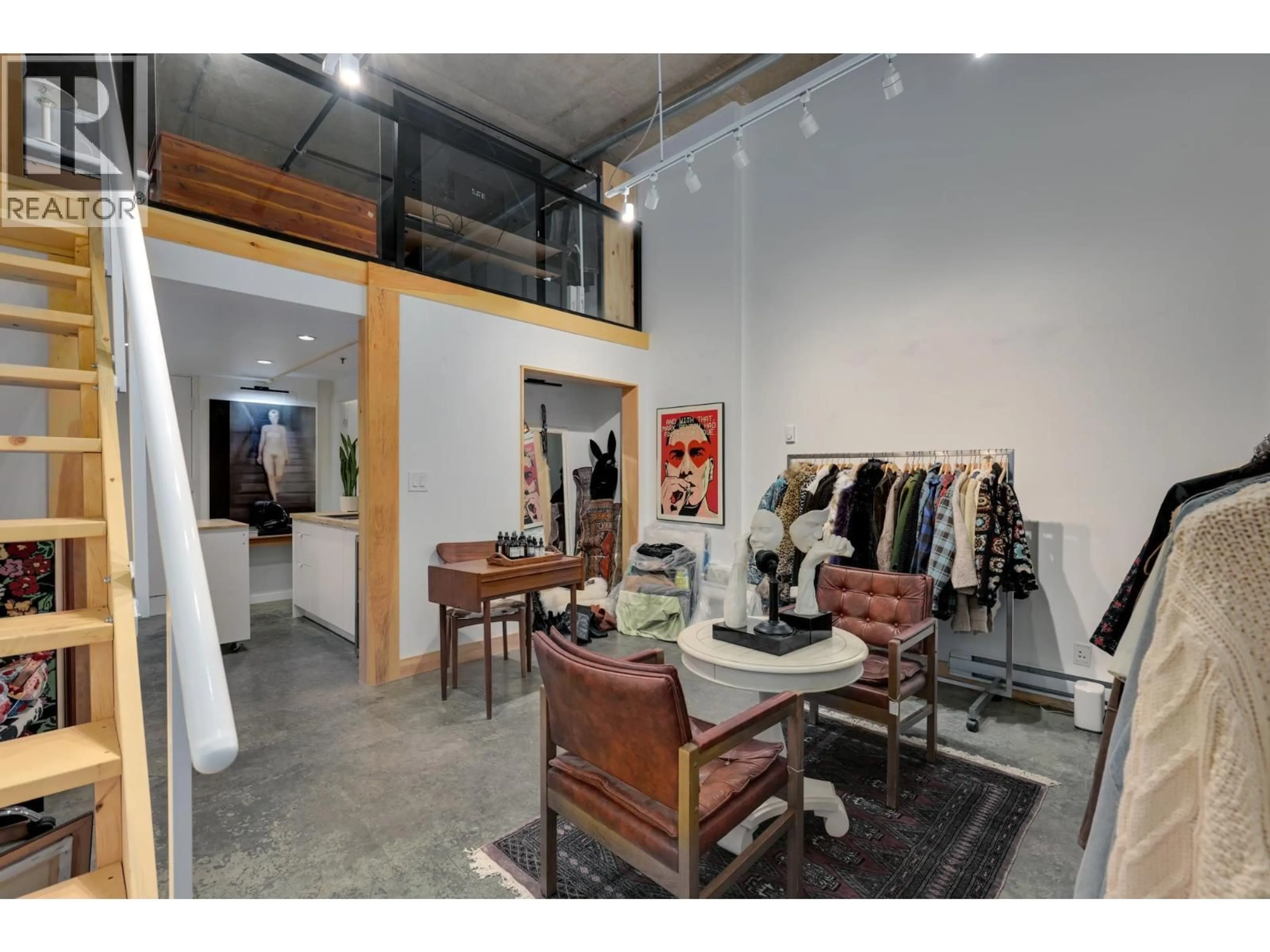 Indoor foyer for 160 - 1 CORDOVA STREET, Vancouver British Columbia V6A4H3