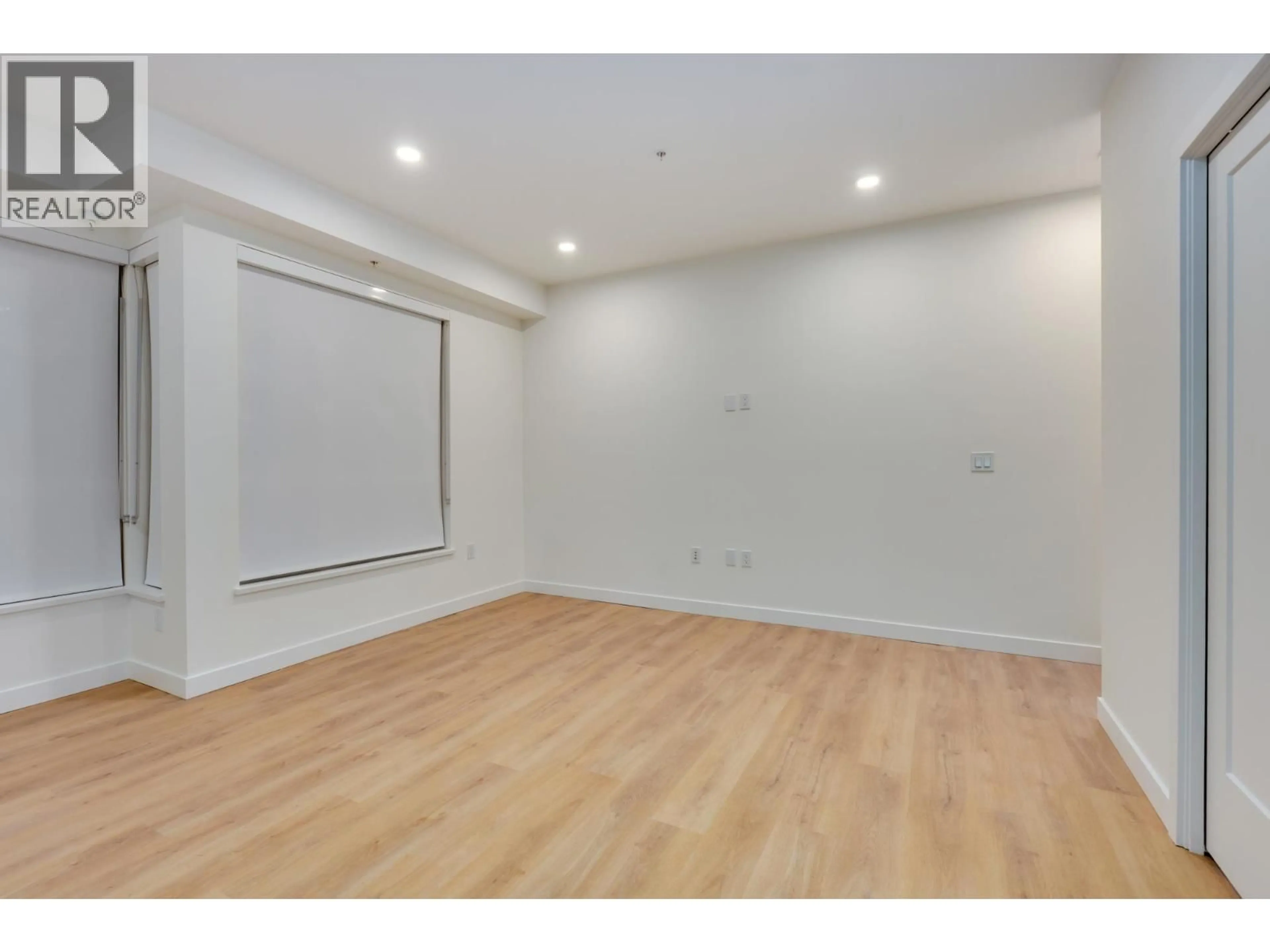 A pic of a room for 113 - 390 GUILBY STREET, Coquitlam British Columbia V3K3Y6