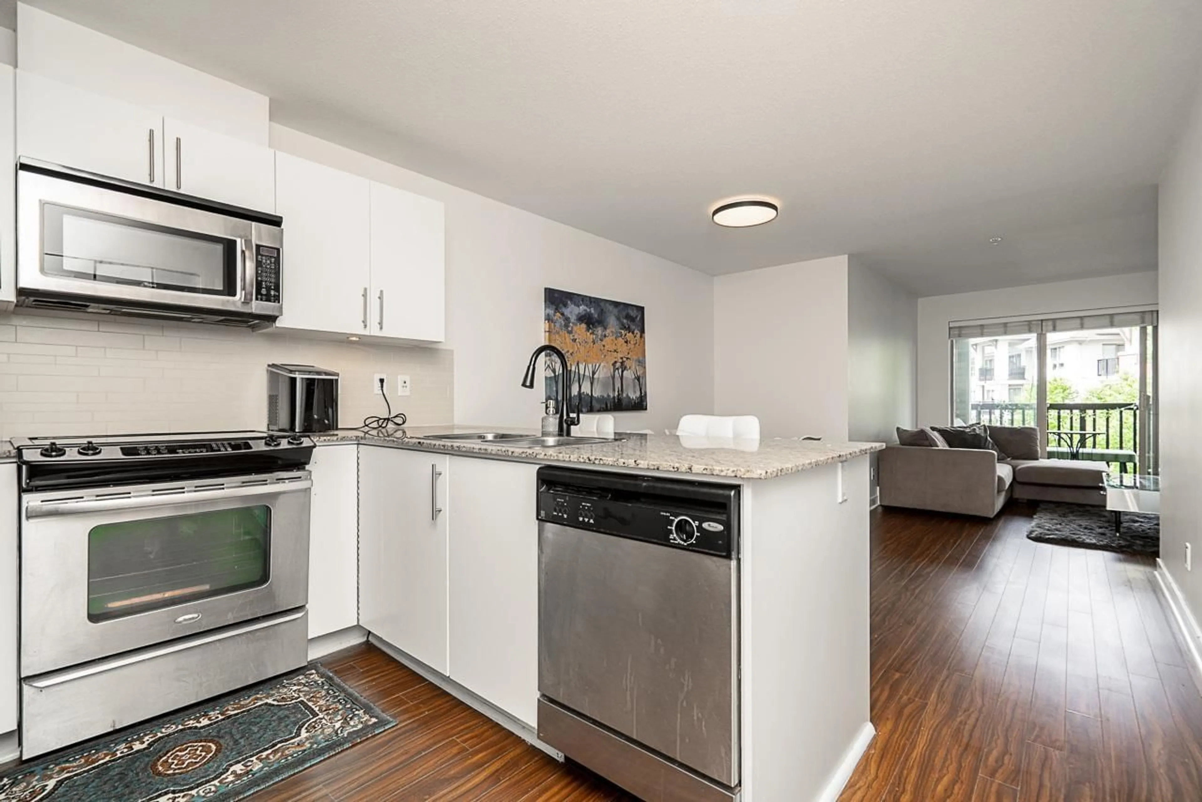 Standard kitchen, unknown for 322 - 8915 202 STREET, Langley British Columbia V1M0B5