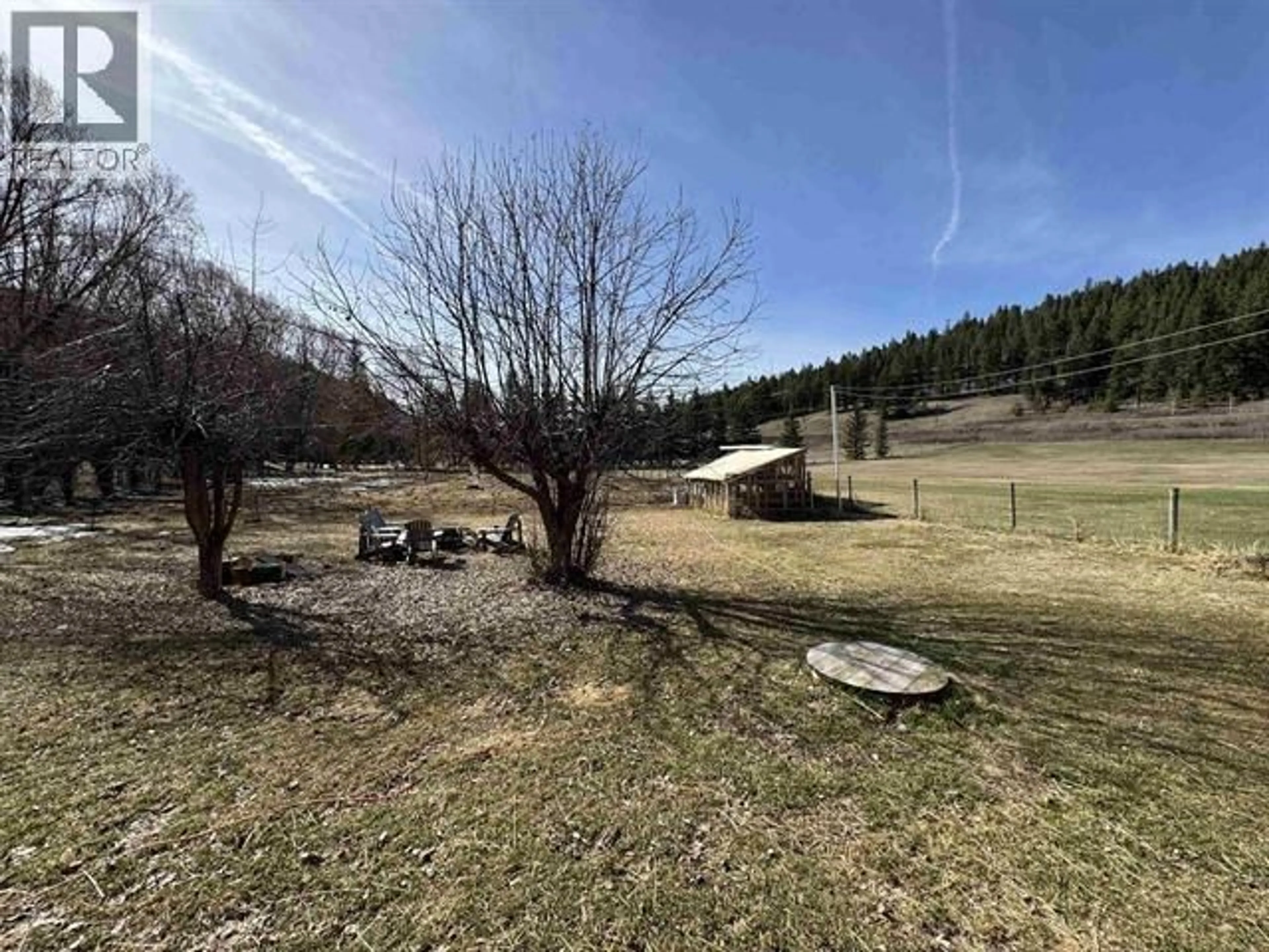 A pic from outside/outdoor area/front of a property/back of a property/a pic from drone, mountain view for 2484 BAILEY ROAD, Williams Lake British Columbia V2G5B9