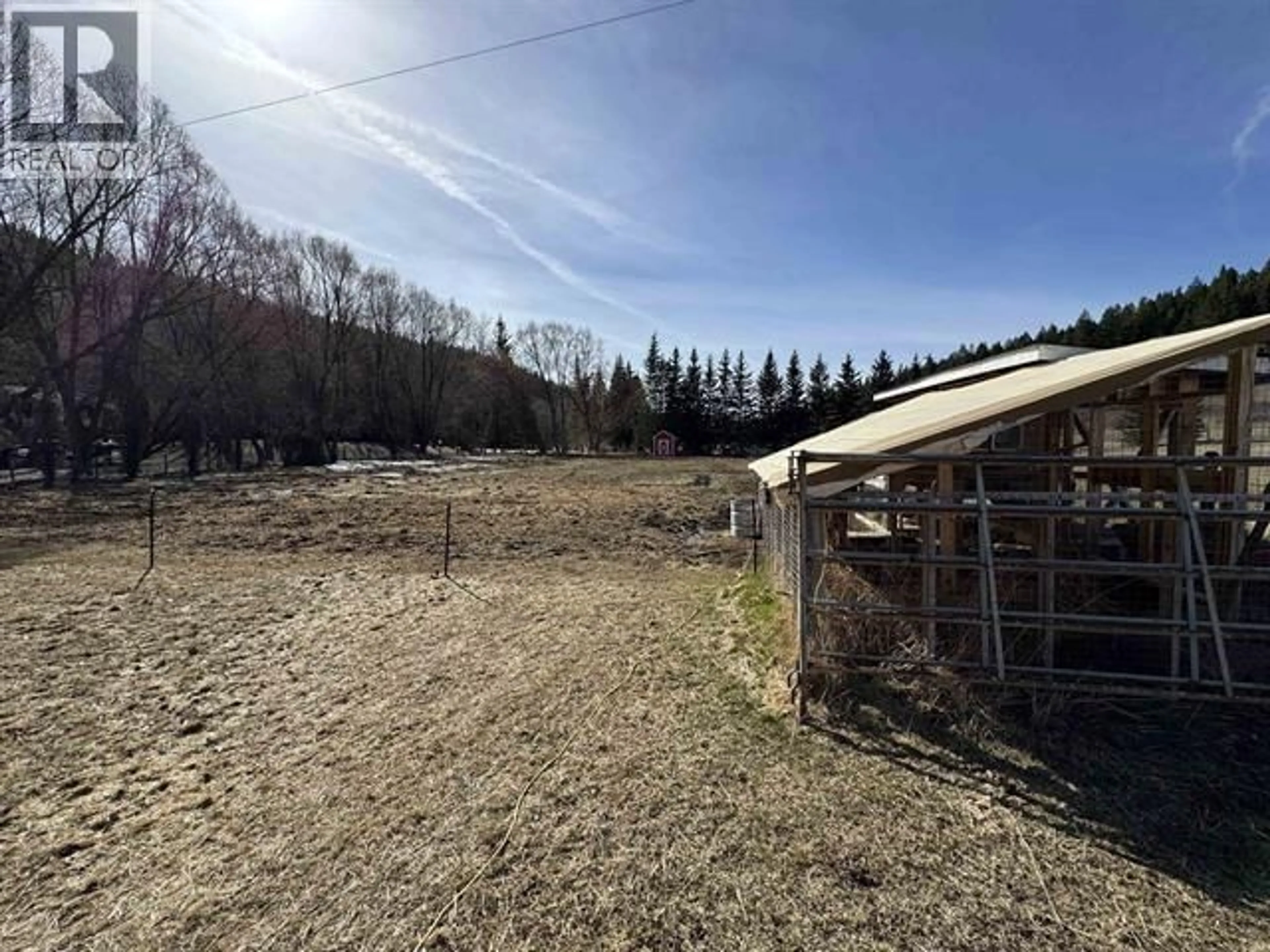 A pic from outside/outdoor area/front of a property/back of a property/a pic from drone, unknown for 2484 BAILEY ROAD, Williams Lake British Columbia V2G5B9