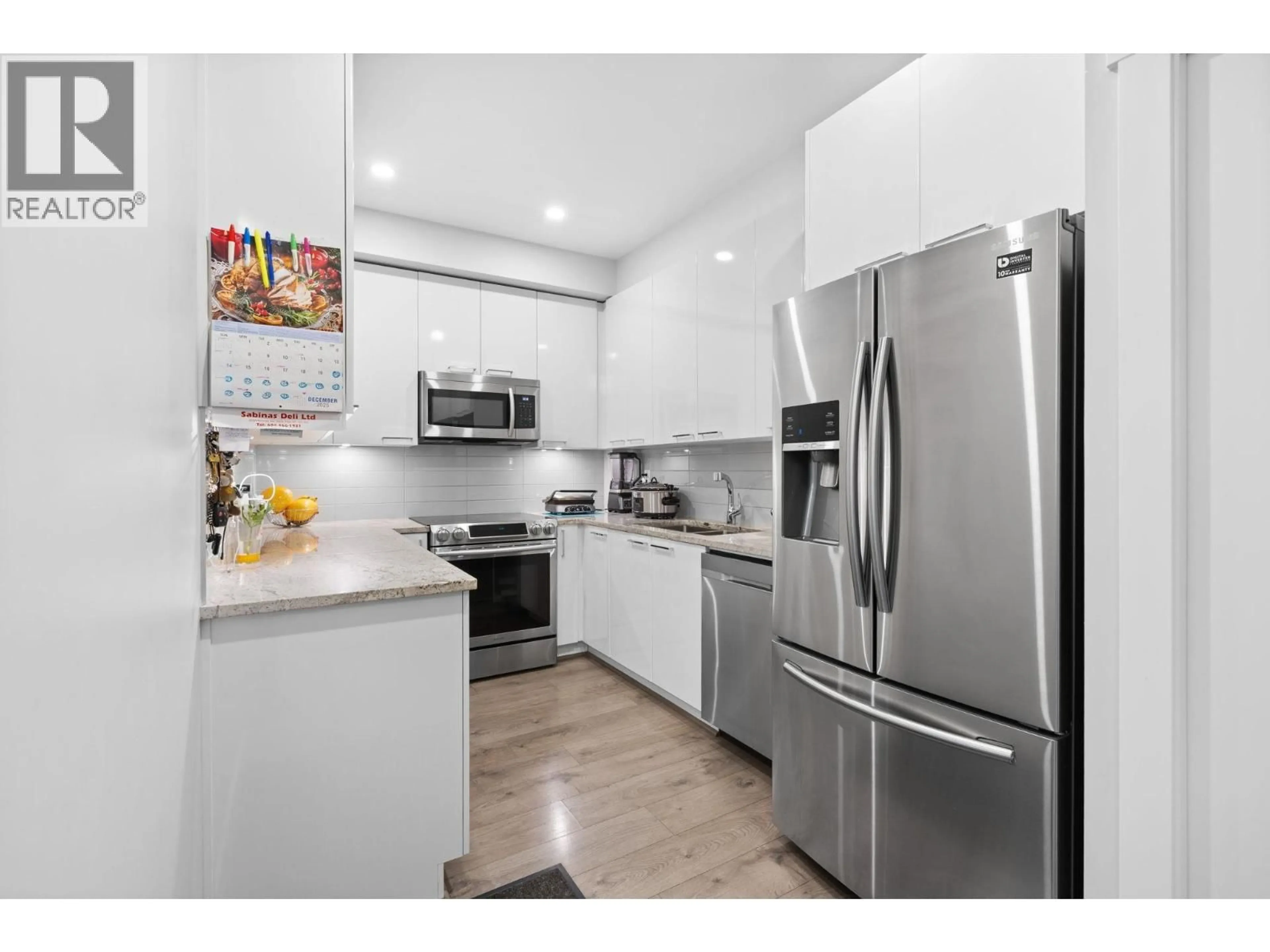 Unknown for 306 - 22315 122 AVENUE, Maple Ridge British Columbia V2X4K7