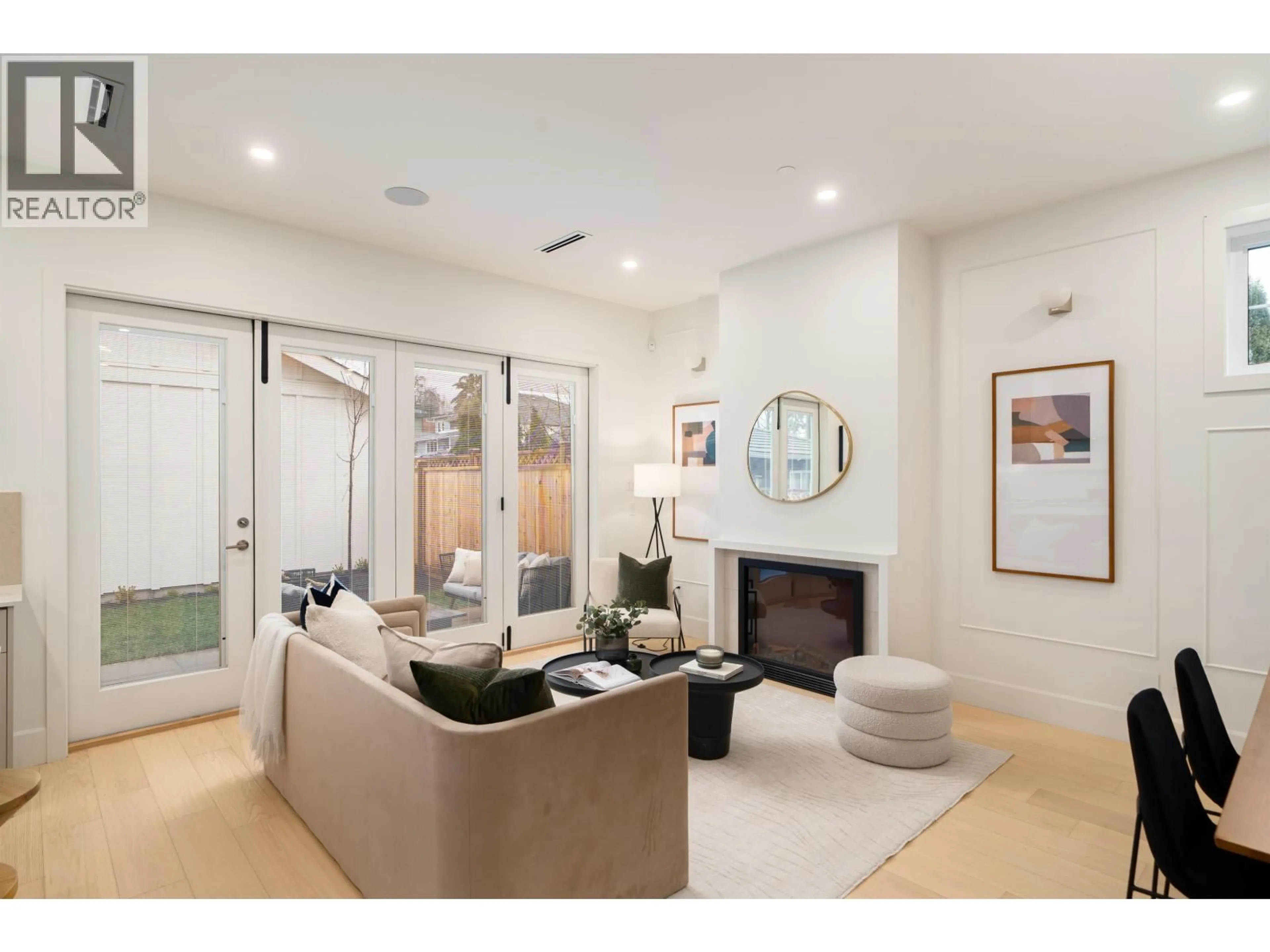 Unknown for 2 - 745 SKEENA STREET, Vancouver British Columbia V5K4P4