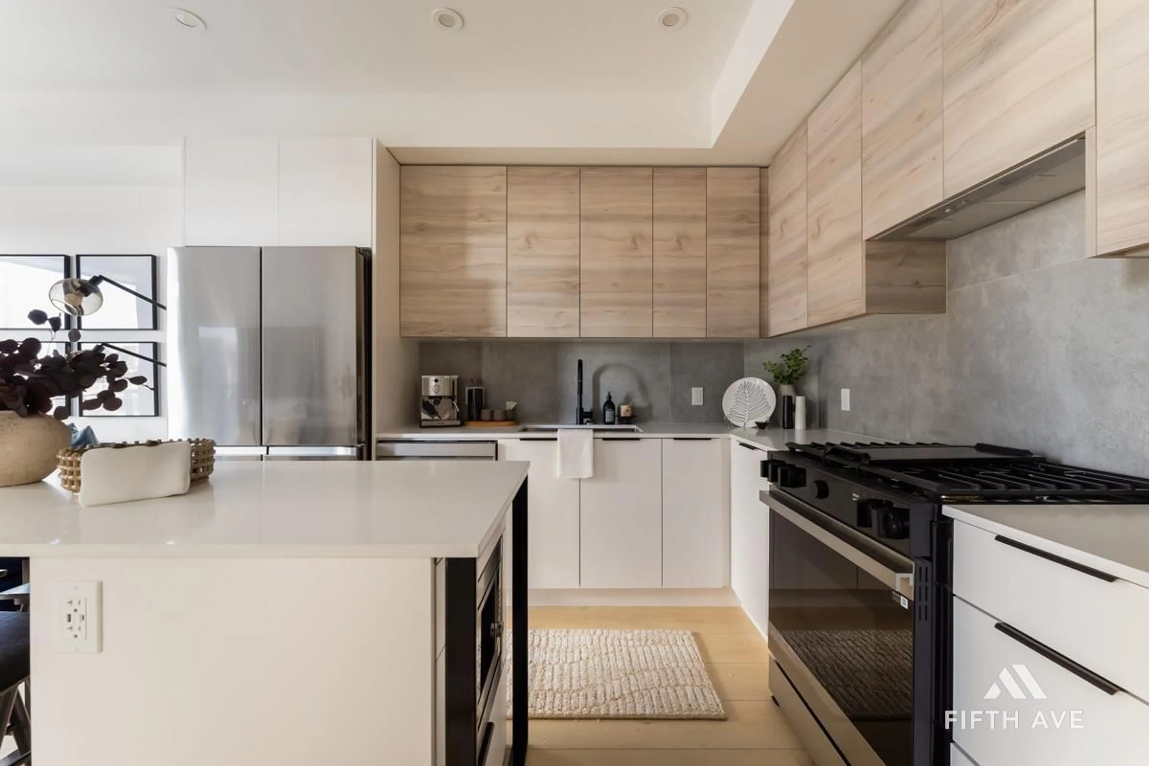 Contemporary kitchen, ceramic/tile floor for 210 - 30490 CARDINAL AVENUE, Abbotsford British Columbia V2T0A5